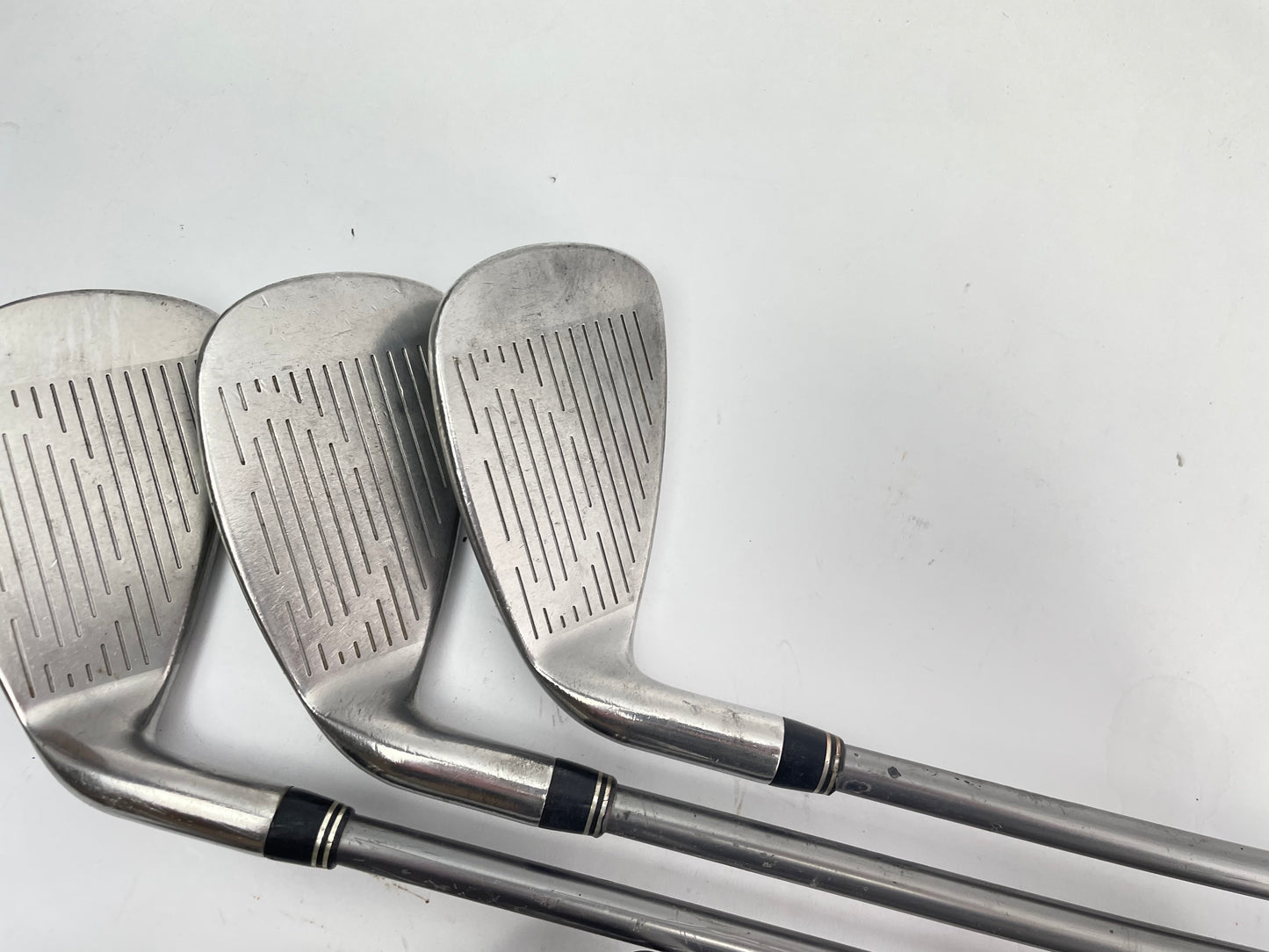 King Cobra Iron Set 3400I/XH 6-SW Regular Flex Graphite /Right /New Grips /27120