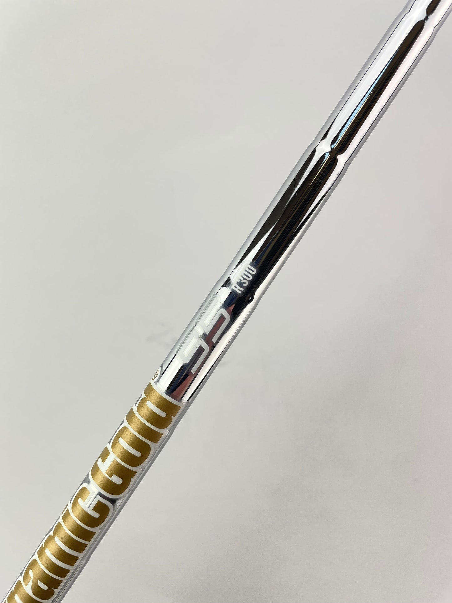 Dynamic Gold 95 Iron Shaft R300 Regular Flex Steel 35.5” /0.355 Tapered /23493