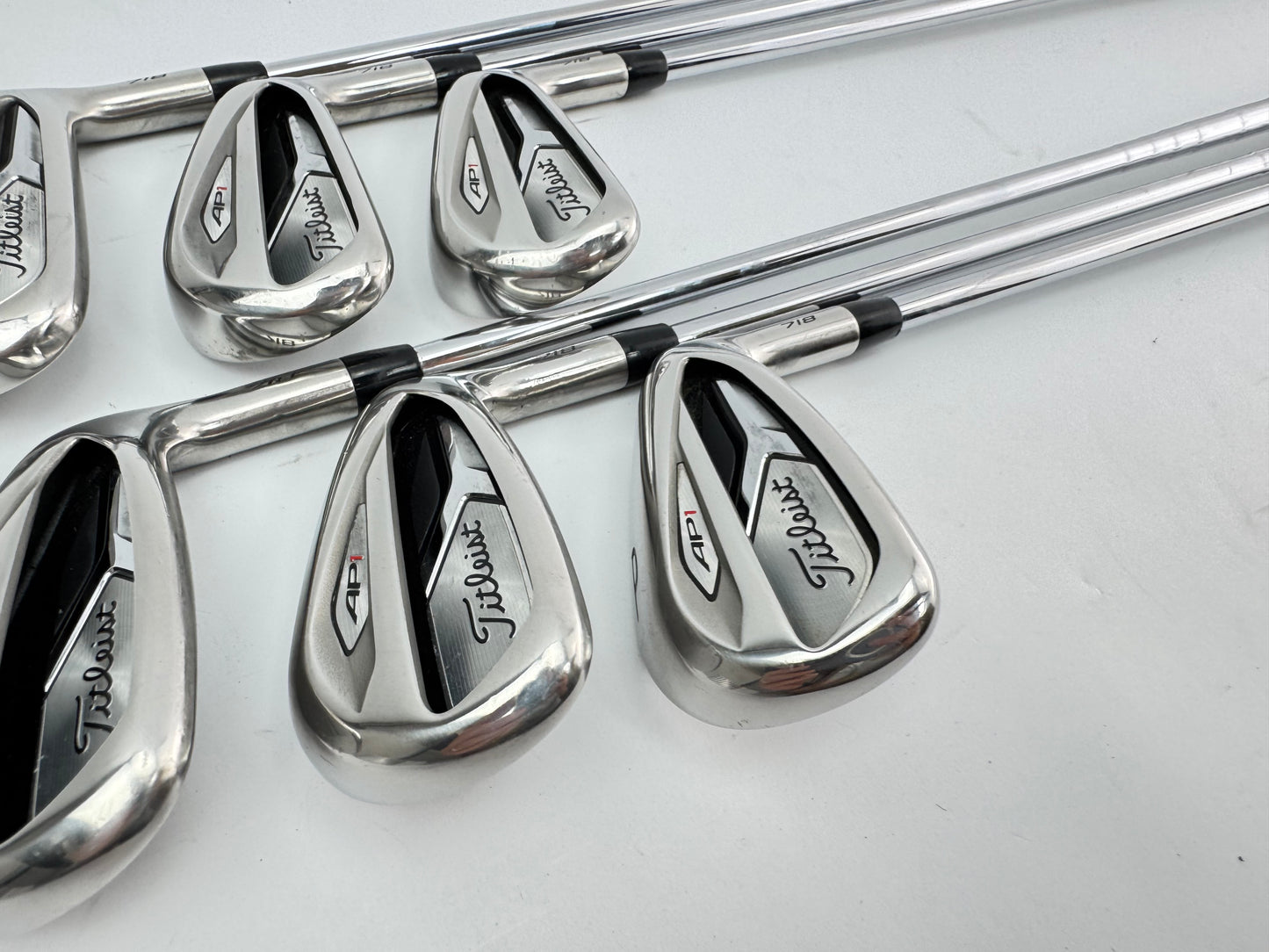 Titleist AP1 718 Irons 5-PW Amt Red R300 Regular Steel /1* Flat/New Grips /26237