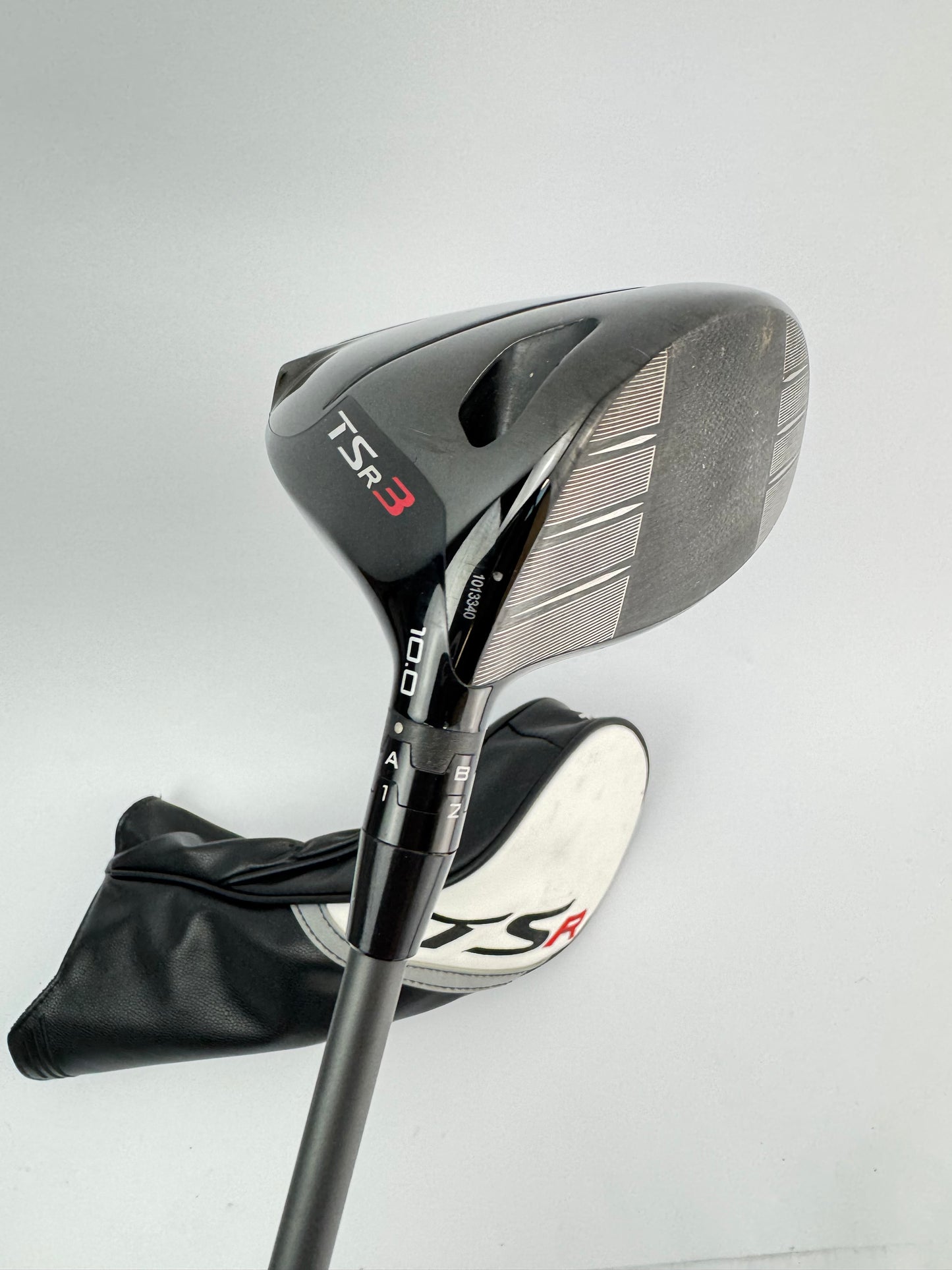 Titleist TSR3 Driver 10* Hzrdus Smoke 5.5 60G Regular Graphite /Headcover /28550