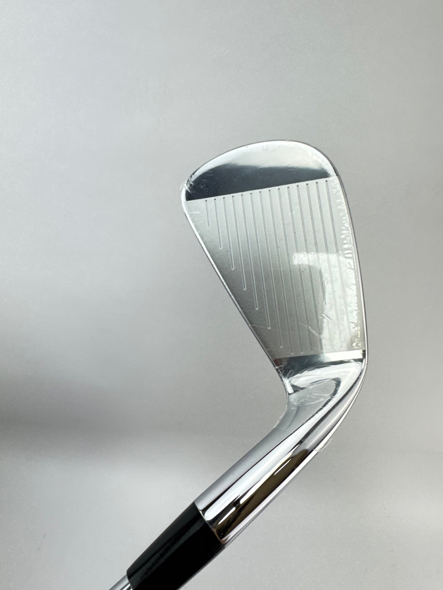 Cobra MIM Tour 6 Iron 29* KBS $-Taper 110 Regular Steel /Left Handed /22235