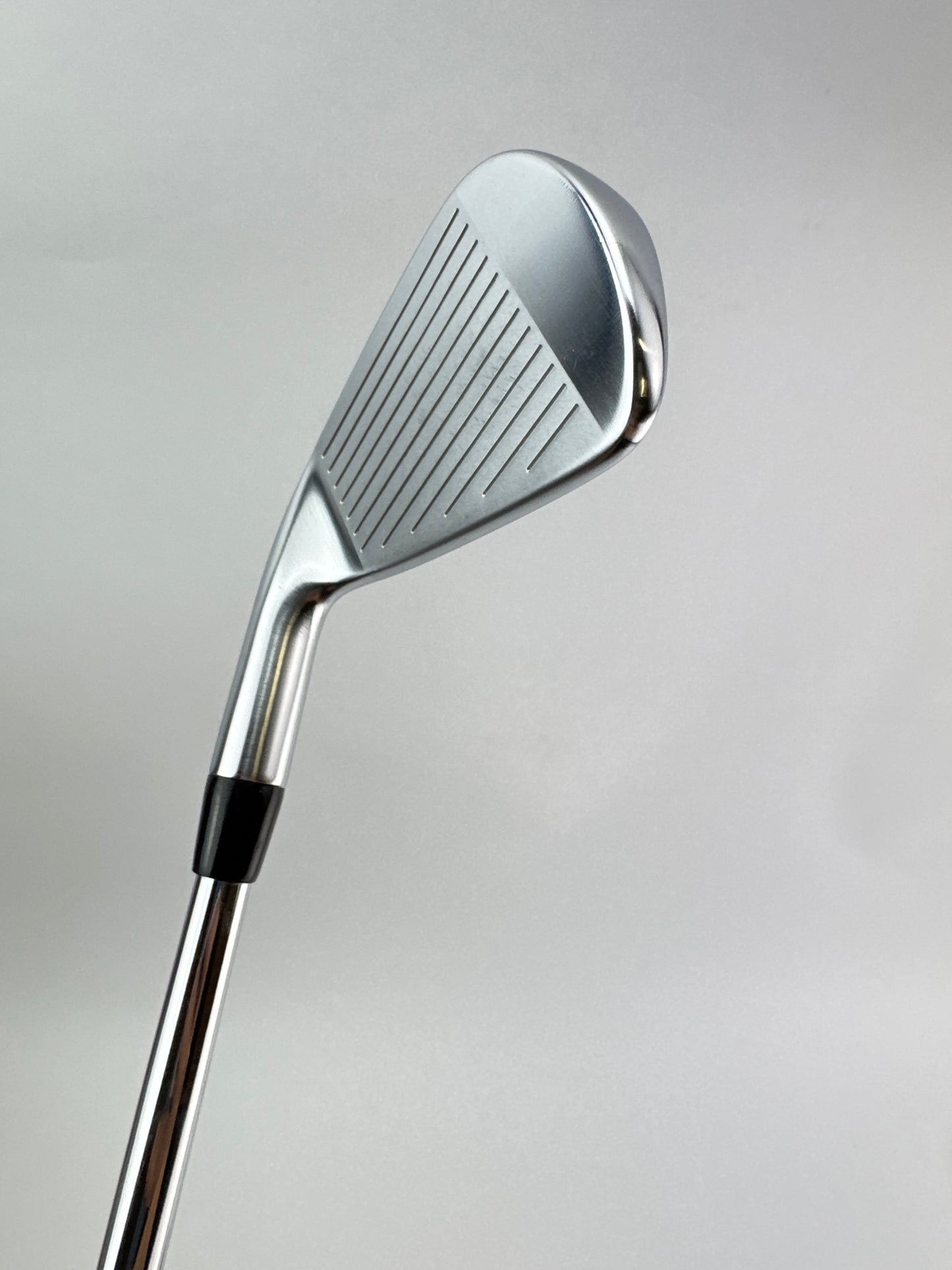 Titleist T100s 4 Iron Project X LZ Stiff Flex Steel +1/2”/Right Handed /26746