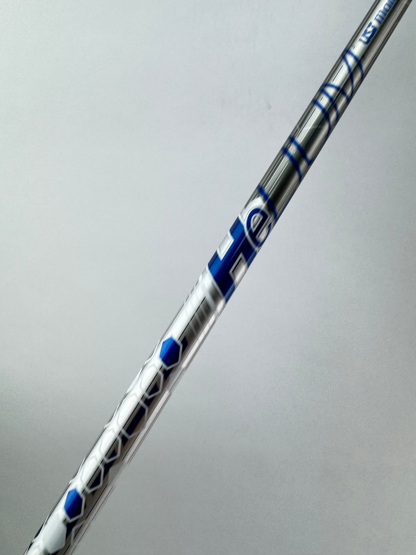 Cobra DS Adapt Driver Shaft UST Helium F4 Stiff Flex Graphite 44.5” /New /25773