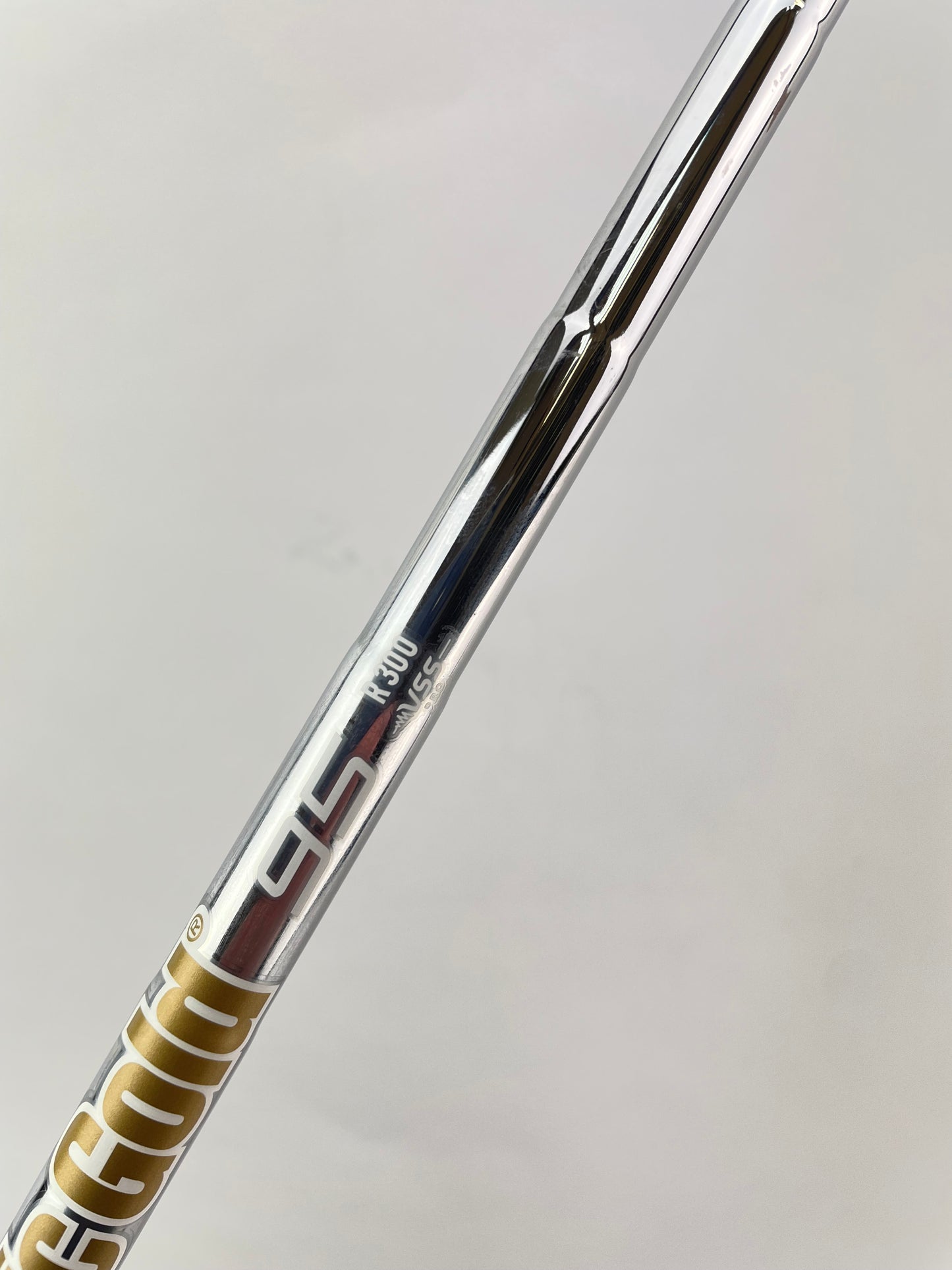 Dynamic Gold 95 Iron Shaft Vss Pro R300 Regular Flex Steel 35.25” /0.355 /23530