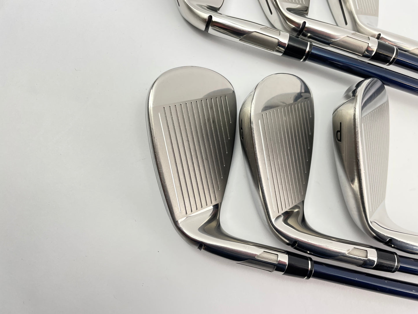 Taylormade Sim Max Irons 5-PW Ventus Blue Senior Graphite /Right Handed /28176