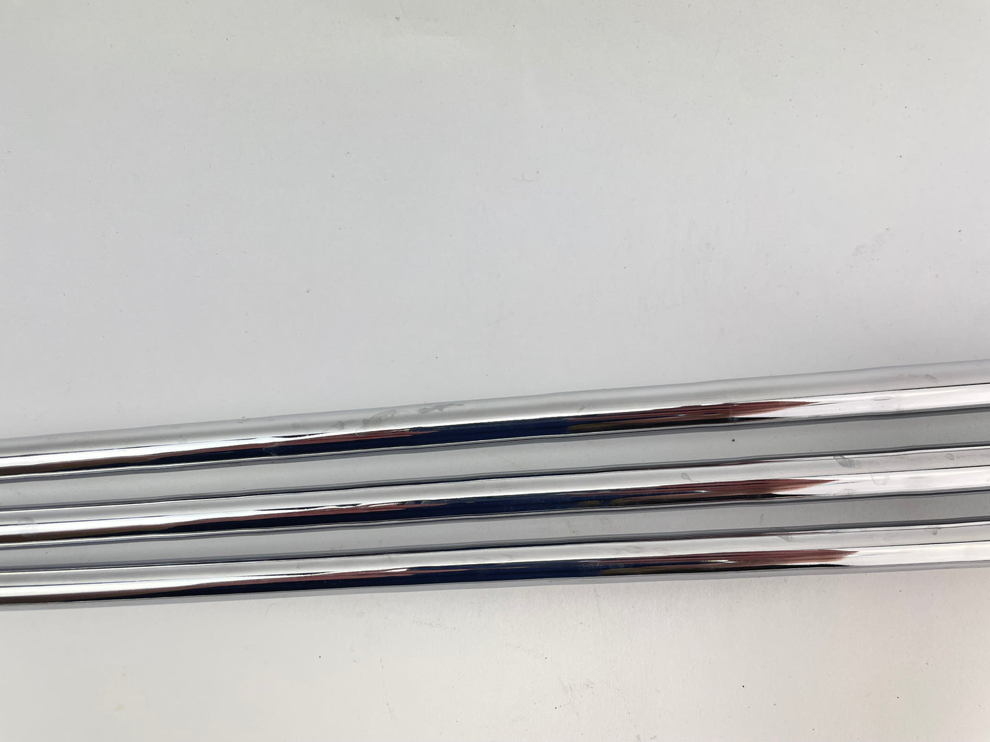 Wilson Staff D9 Irons 5-PW KBS $-Taper Lite 100 Regular Flex Steel /Right /27017