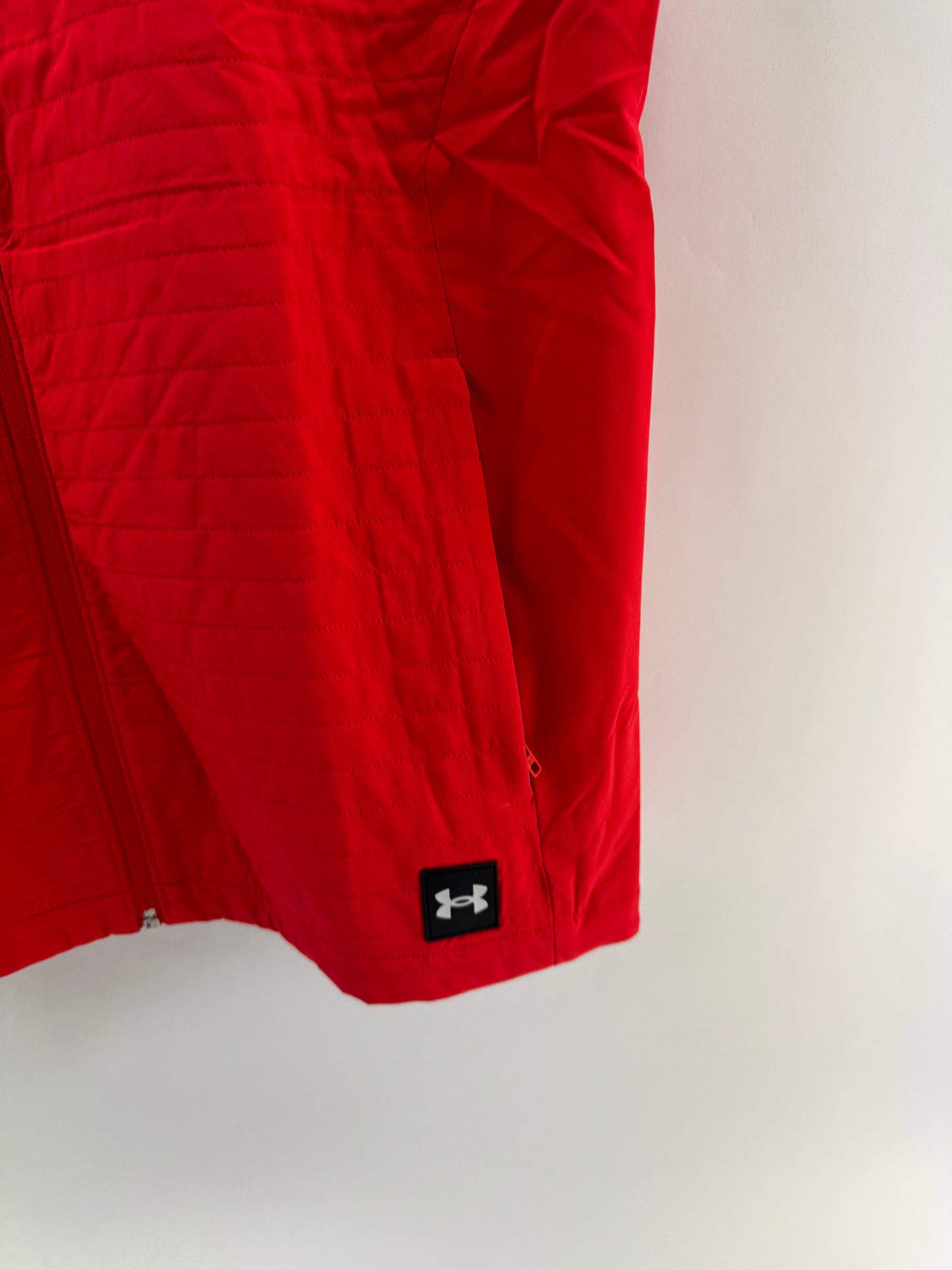 Under Armour Drive Pro Storm Gilet Lightweight Insulated UK Large /Red /24244