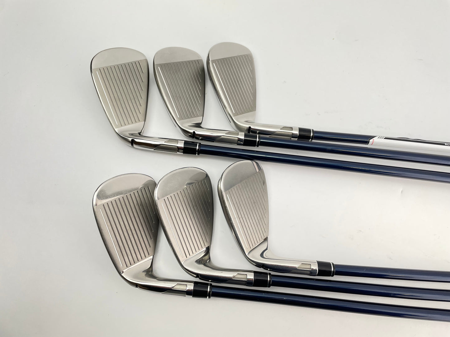 Taylormade Sim Max Irons 5-PW Ventus Blue Senior Graphite /Right Handed /28176