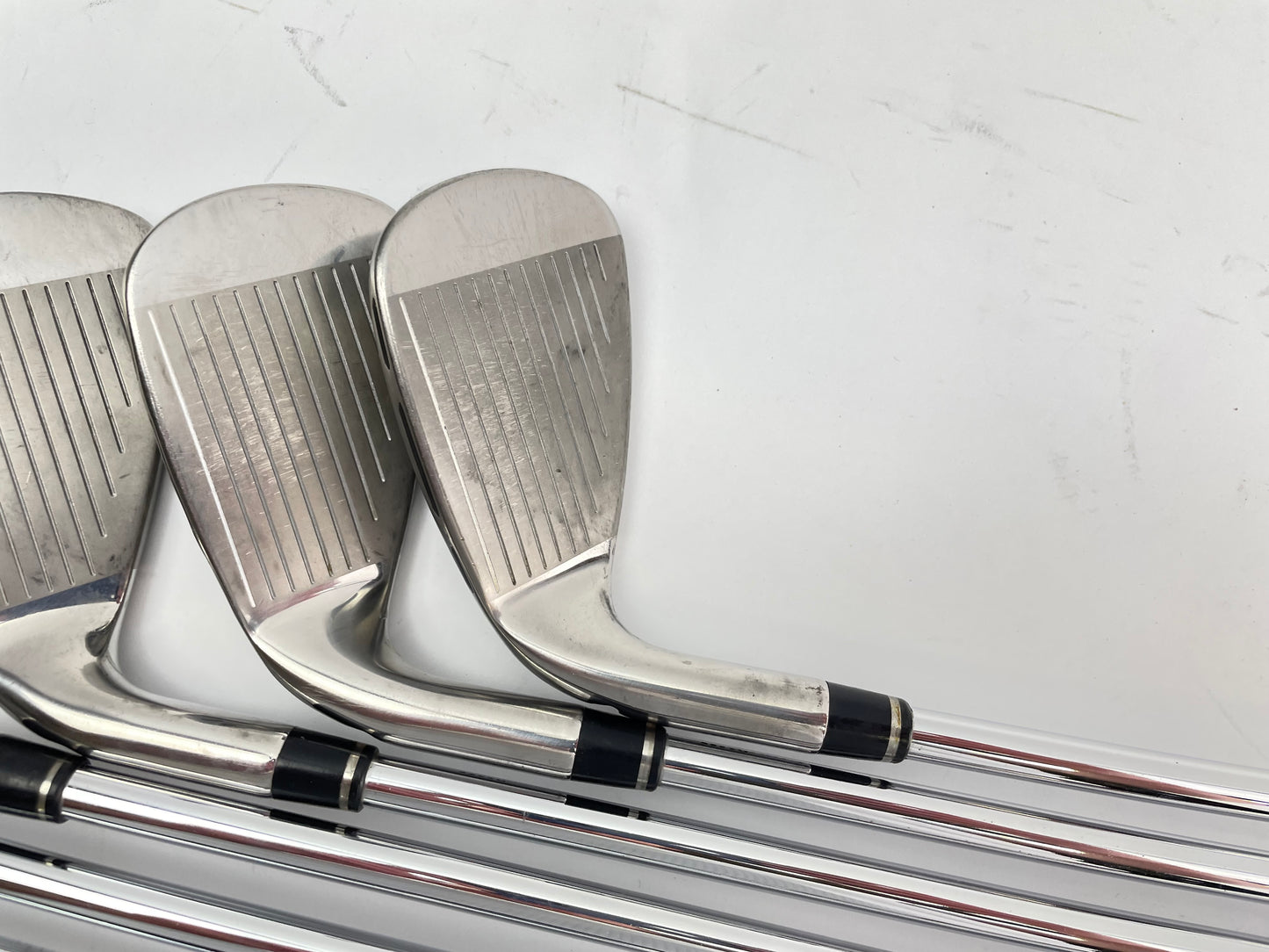 Wilson Staff D7 Iron Set KBS Tour 80 Uniflex Steel /Right Handed /Lamkin /26981