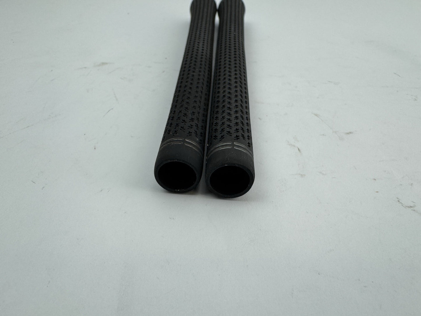 Taylormade Lamkin Golf Grips (2) Crossline 360 Standard /Black/Blue/Pulled/325507