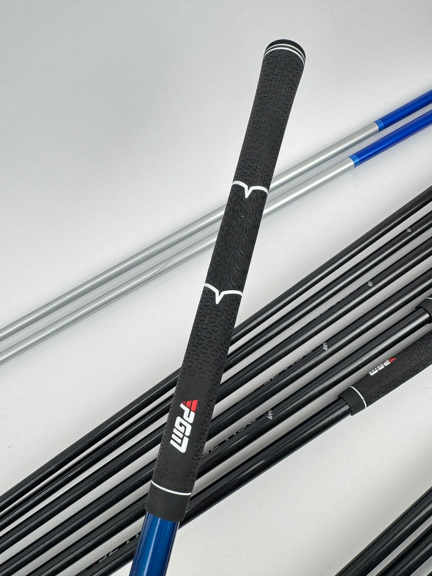 Callaway Golf Package Set 13 Clubs Regular Graphite /New Grips/Stand Bag /33129