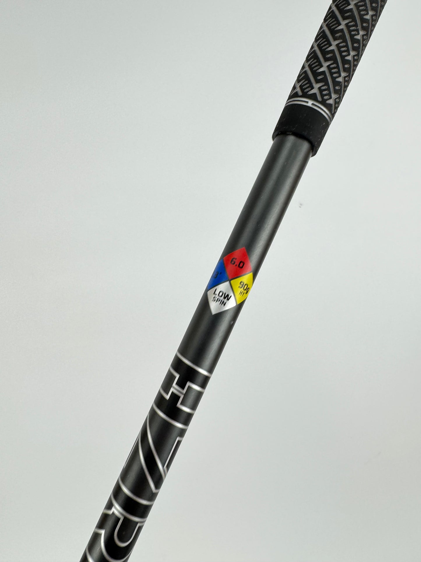 Taylormade P790 2 Iron 17* Hzrdus Smoke 6.0 Stiff Graphite 90G /Right /31775