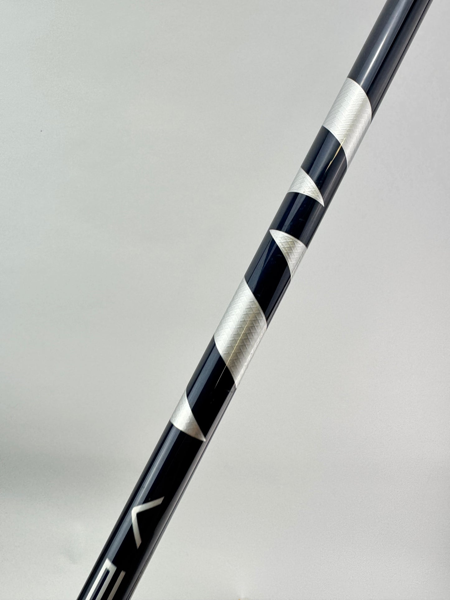 Takomo Ignis D1 Driver 9* Ventus Blue 6-X Extra Stiff Graphite /Headcover /28872