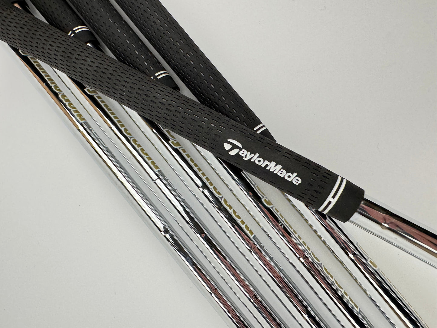 Taylormade P790 2025 Irons 5-PW Dynamic Gold 105 S300 Stiff Steel /Right /31350