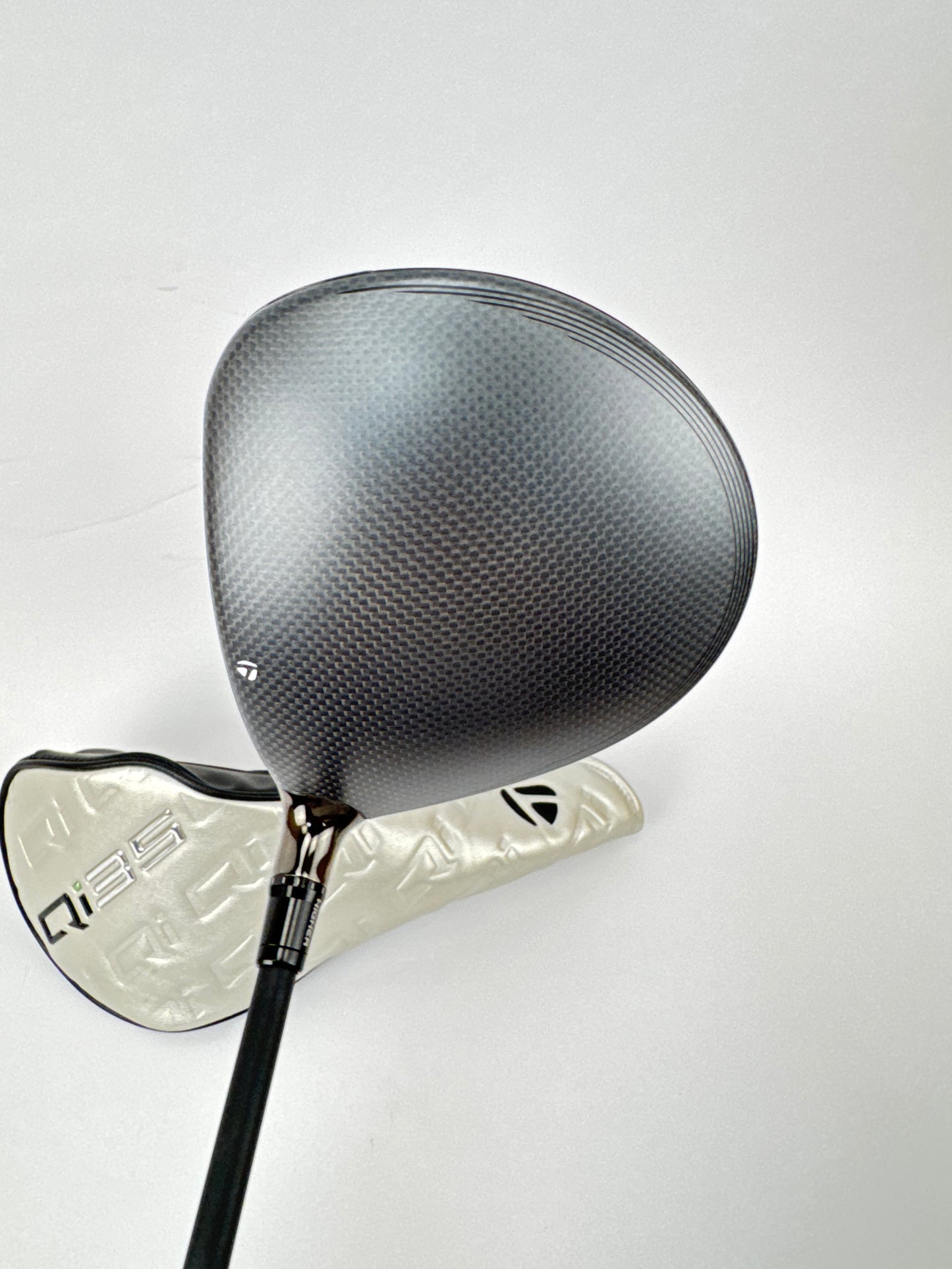Taylormade Qi35 Driver 12* Vanquish 5-R Regular /Right Handed /Headcover /34416