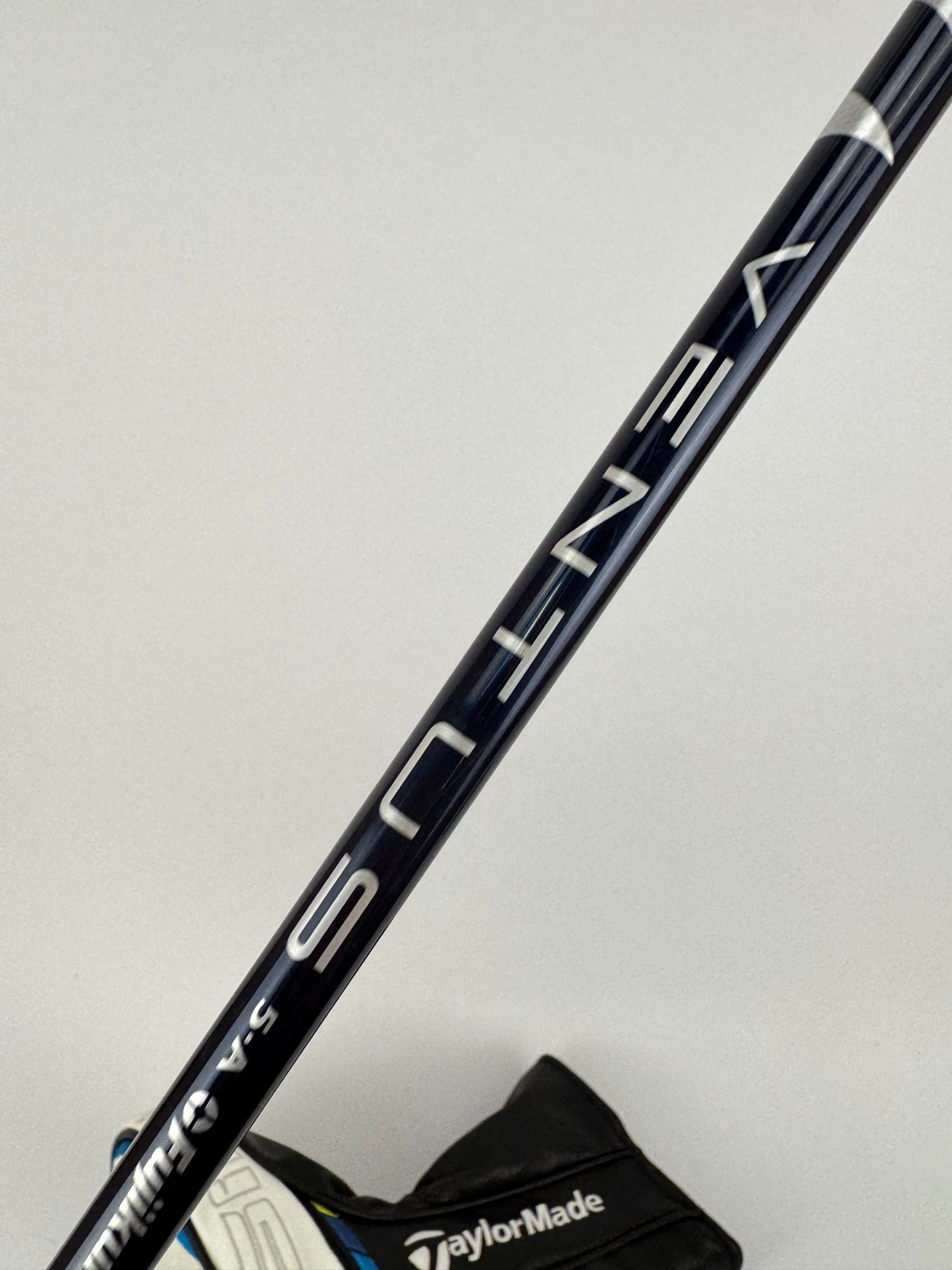 Taylormade Sim2 Max Driver 10.5* Ventus Blue 5-A Senior Graphite/Headcover/32974