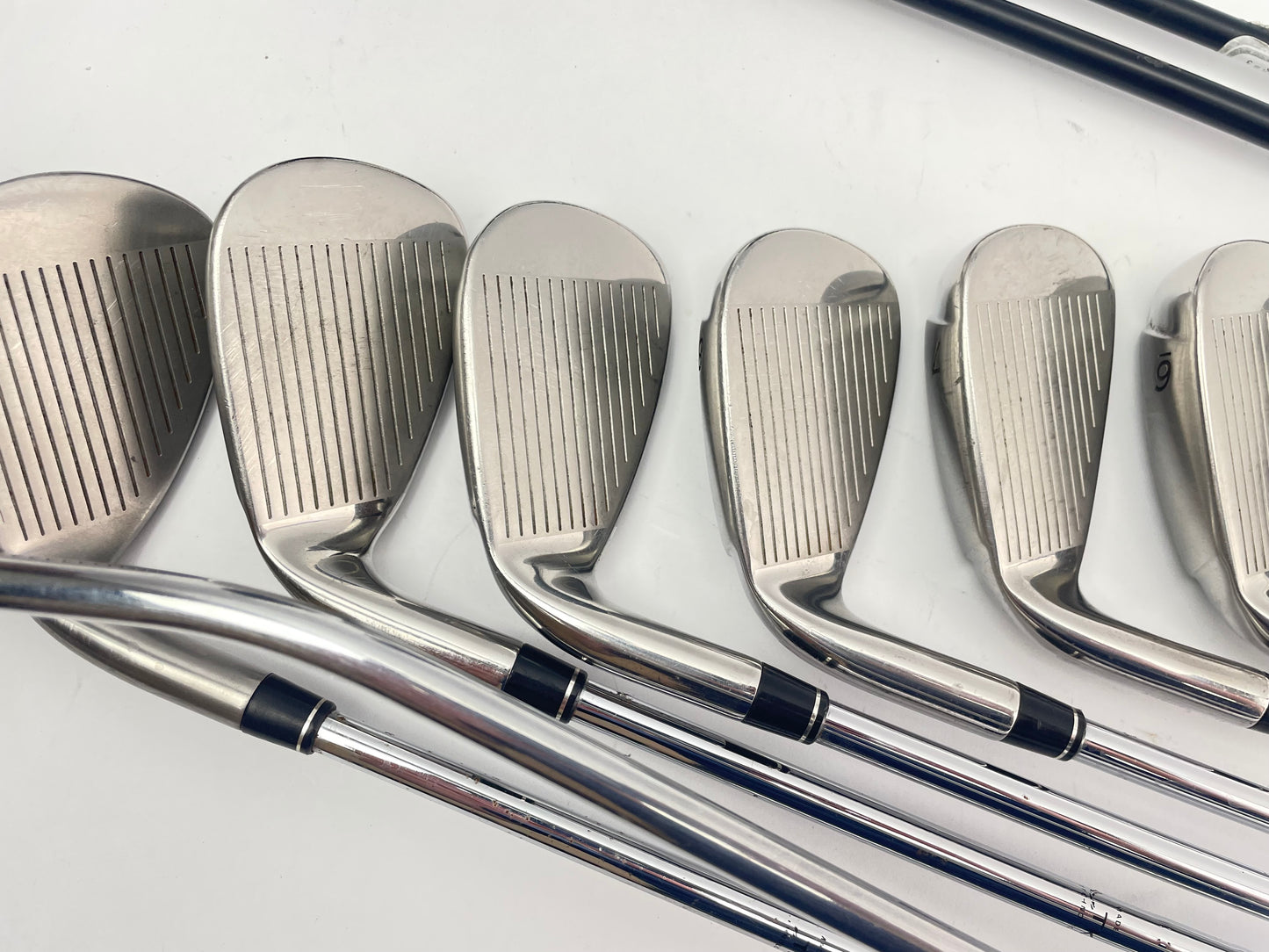 Taylormade Golf Package Set 11 Clubs Stiff Flex /Right /New Grips /Stand Bag