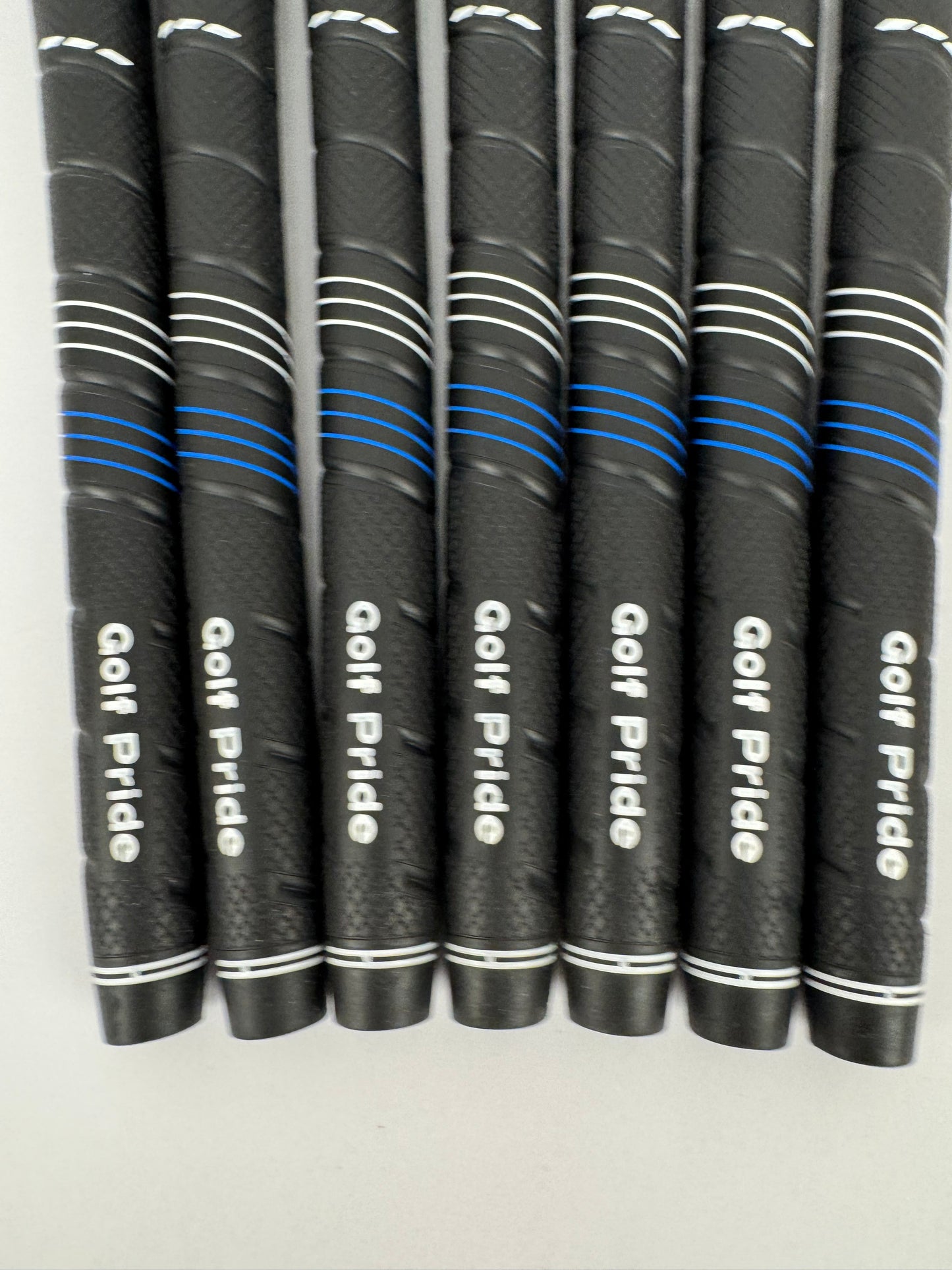 Golf Pride CP2 Wrap Golf Grips (7) Men’s Midsize /Black/Blue /New /32136