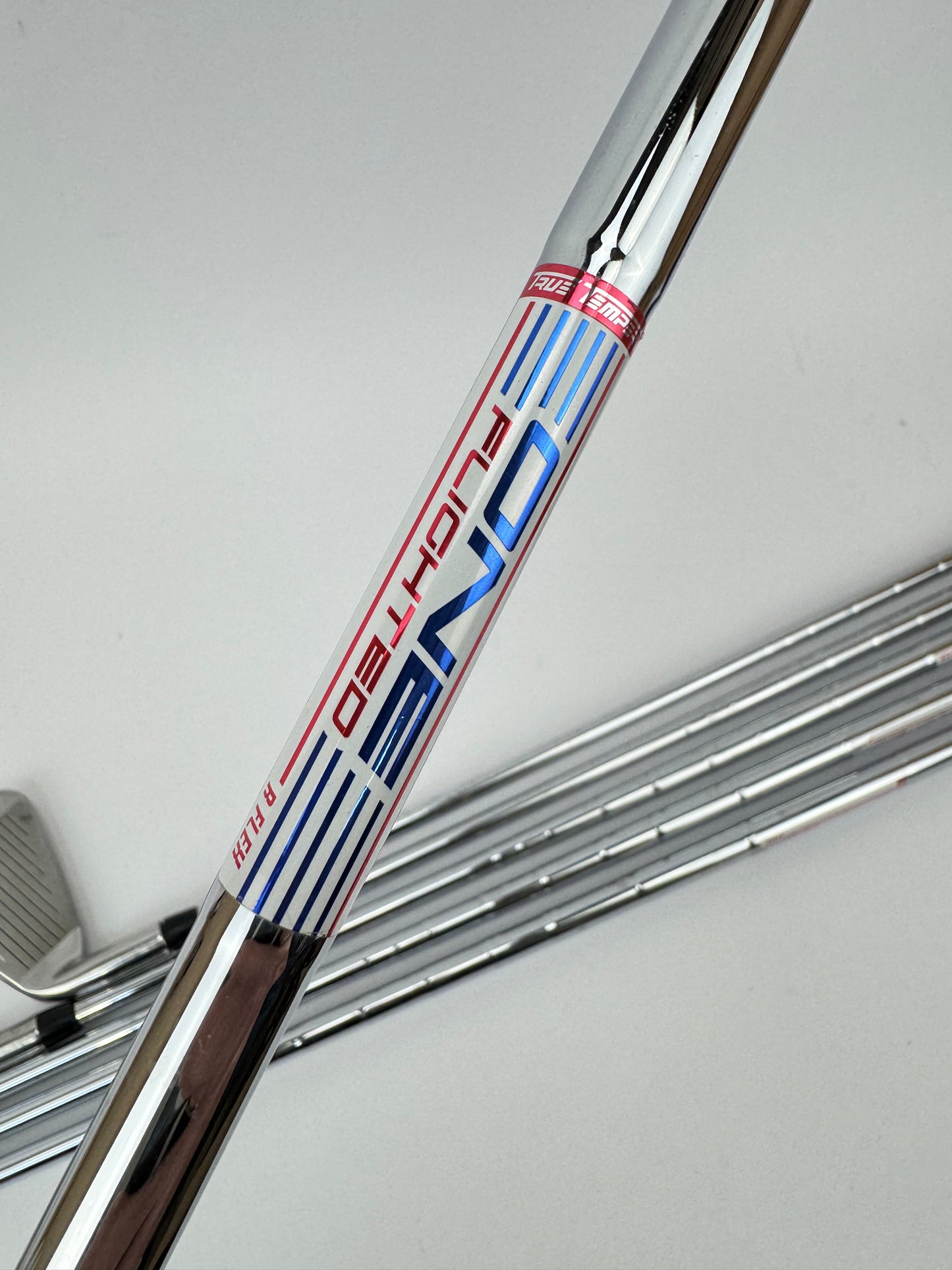 Cobra F8 One Length Irons 5-PW Regular Flex Steel /Right Handed /34060