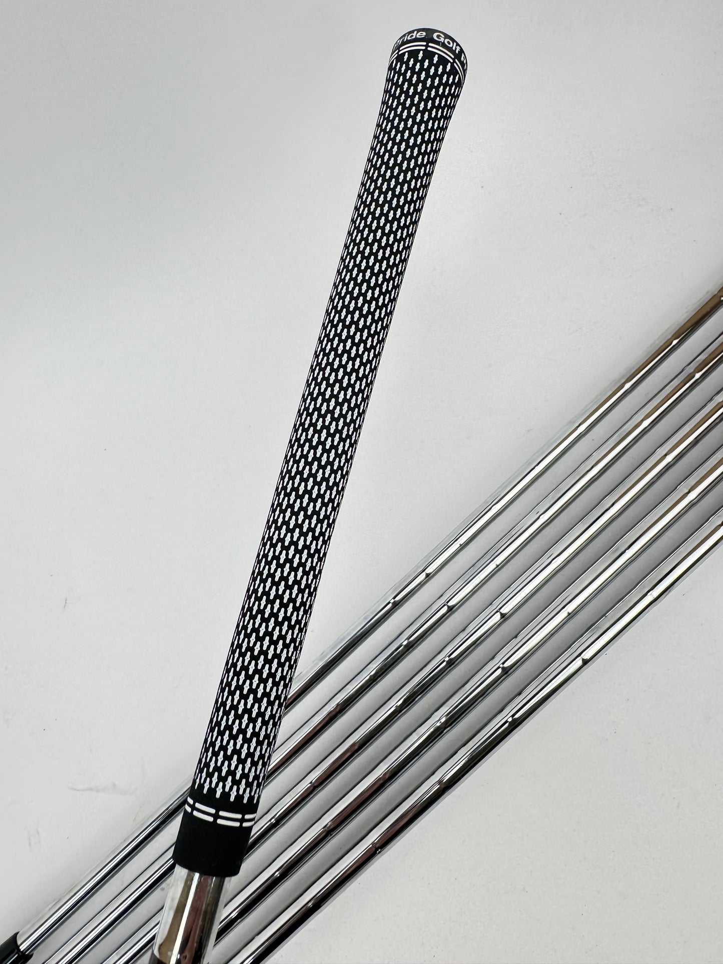 Sub70 699 SL Irons 5-PW Single Length KBS Tour 110 Regular Steel /New /33715
