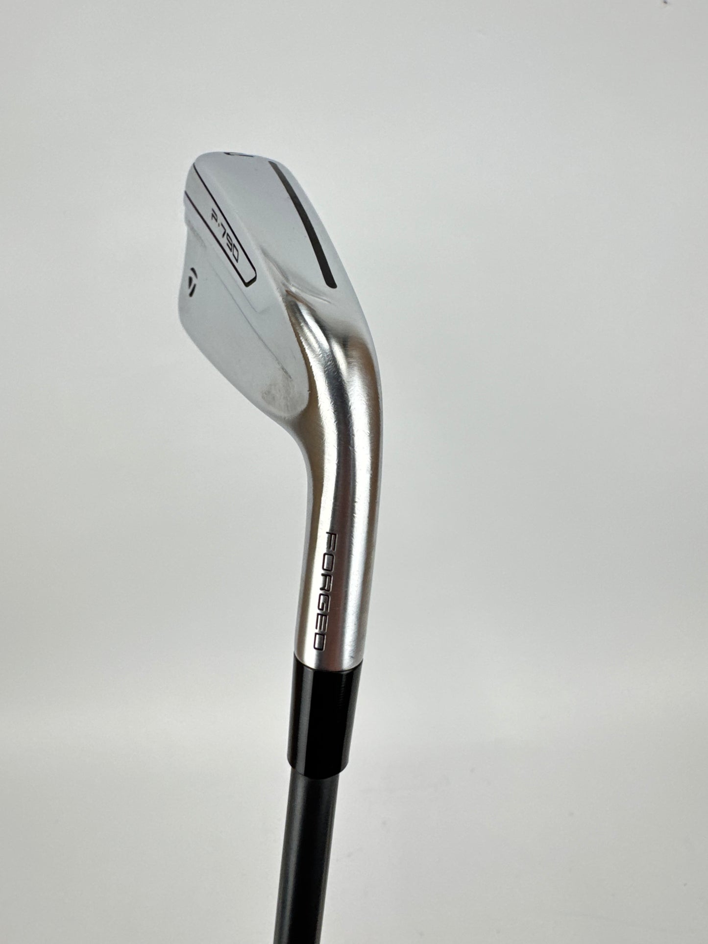 Taylormade P790 2 Iron 17* Hzrdus Smoke 6.0 Stiff Graphite 90G /Right /31775