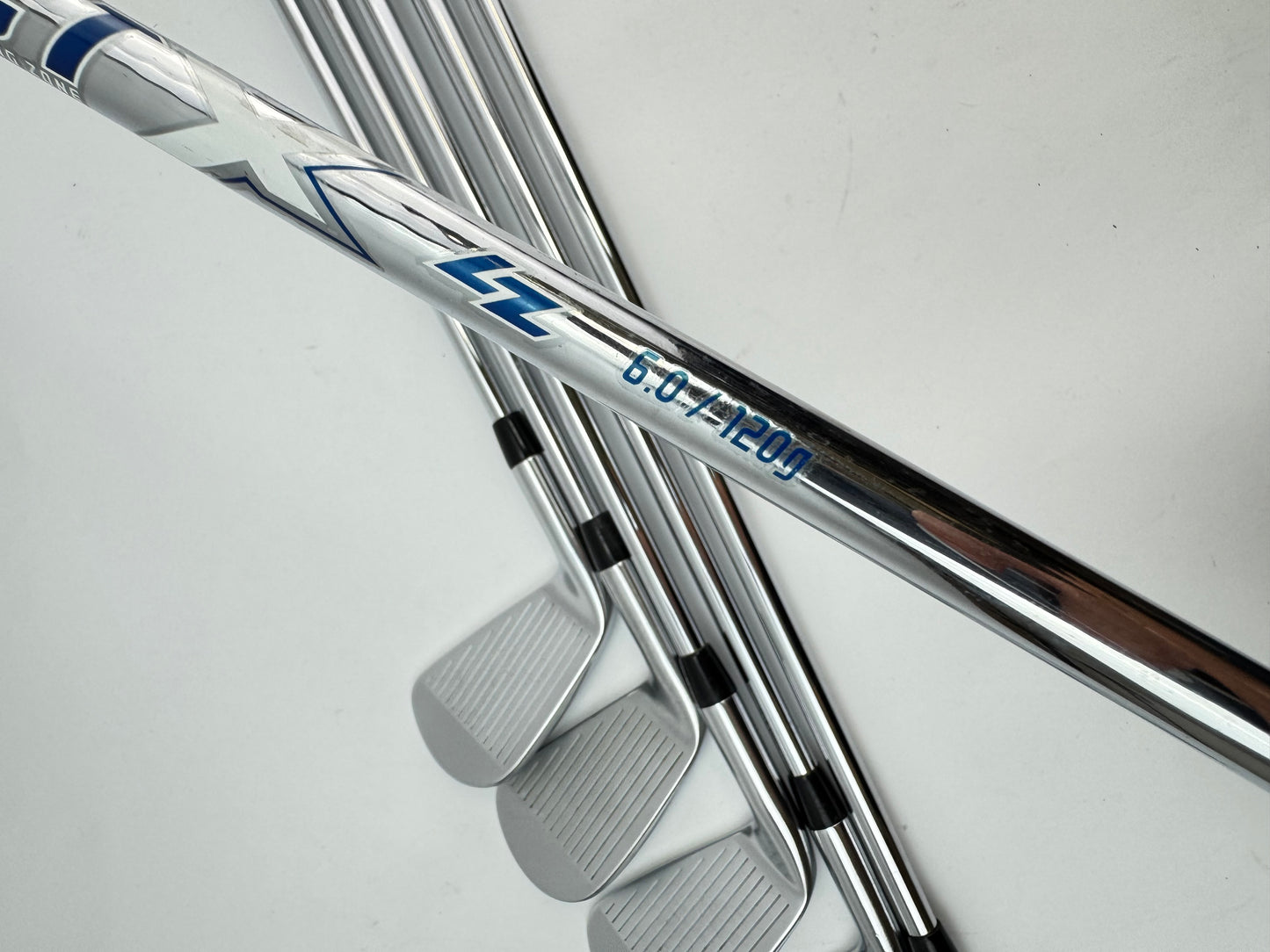 Titleist T100s Irons 5-PW Project X LZ 6.0 Stiff Steel +1/2” /New Grips /26904