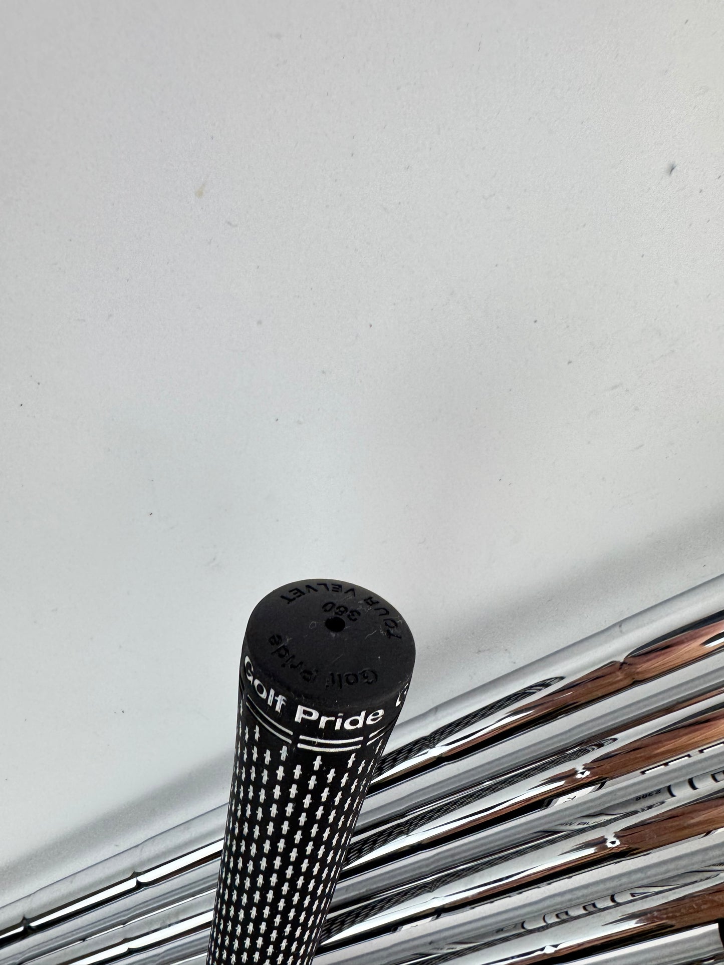 Titleist AP2 718 Irons 5-PW AMT Tour White S300 Stiff Steel /Right Handed /27163