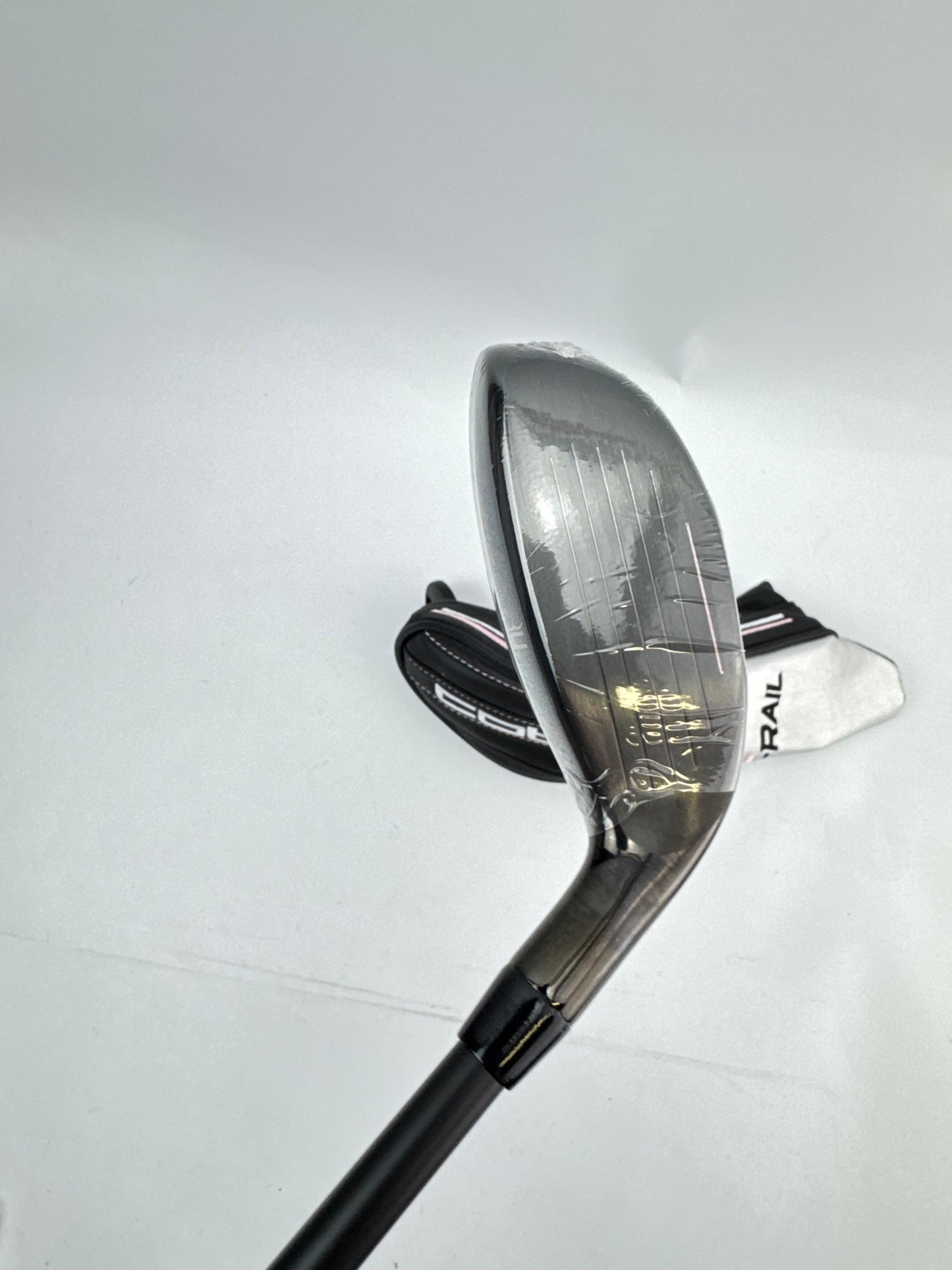 Cobra Ladies T Rail 4 Hybrid 20* KBS PGI Ladies Graphite /Left Handed /30209