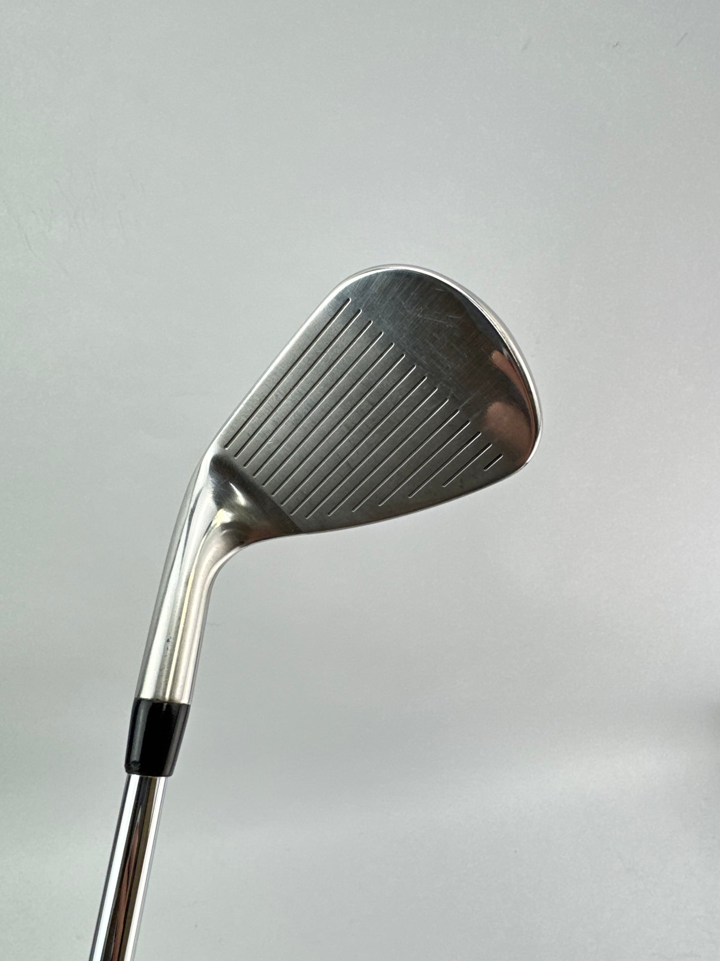 Titleist T300 Gap Wedge 48* AMT Red R300 Regular Flex Steel /New Grip /23822