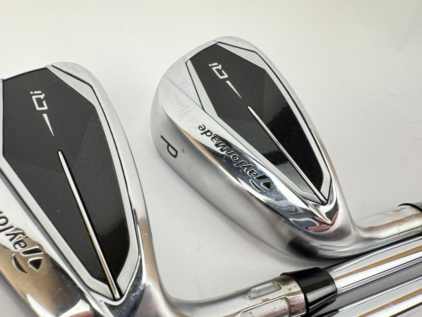 Taylormade Qi10 Irons Left Handed 6,8+PW DG 95 R300 Steel /New Shafts /32184