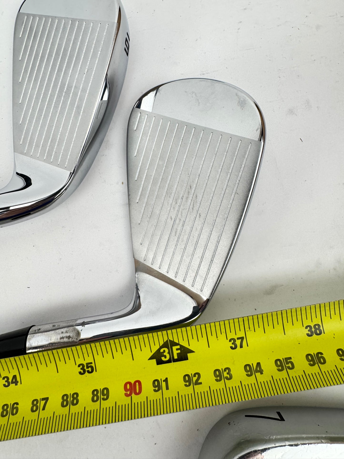 Callaway Elyte Irons 6,8+PW Left Handed Aldila Rogue Regular Graphite /31965