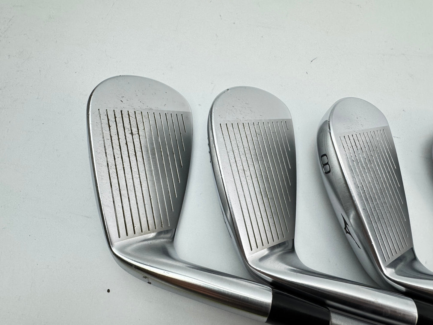 Mizuno MX200 Irons 4-PW Regular Flex Graphite /Right Handed /New Grips /30173