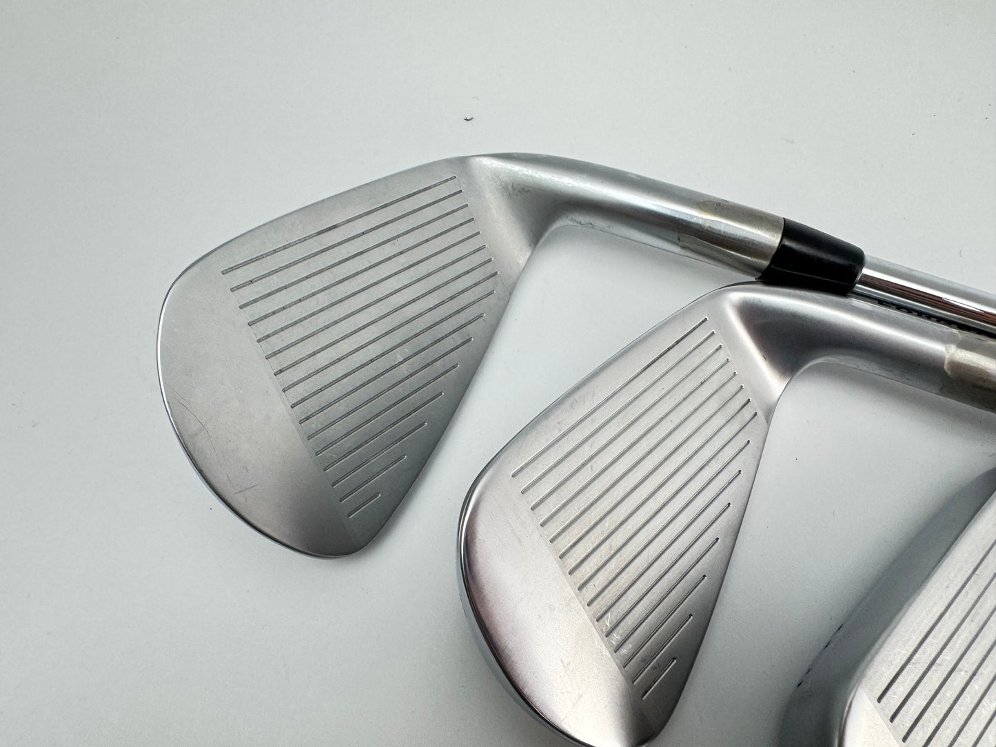 Srixon ZX4 MKII Irons 6,8+PW Left Handed DG R300 Regular Flex Steel /24574