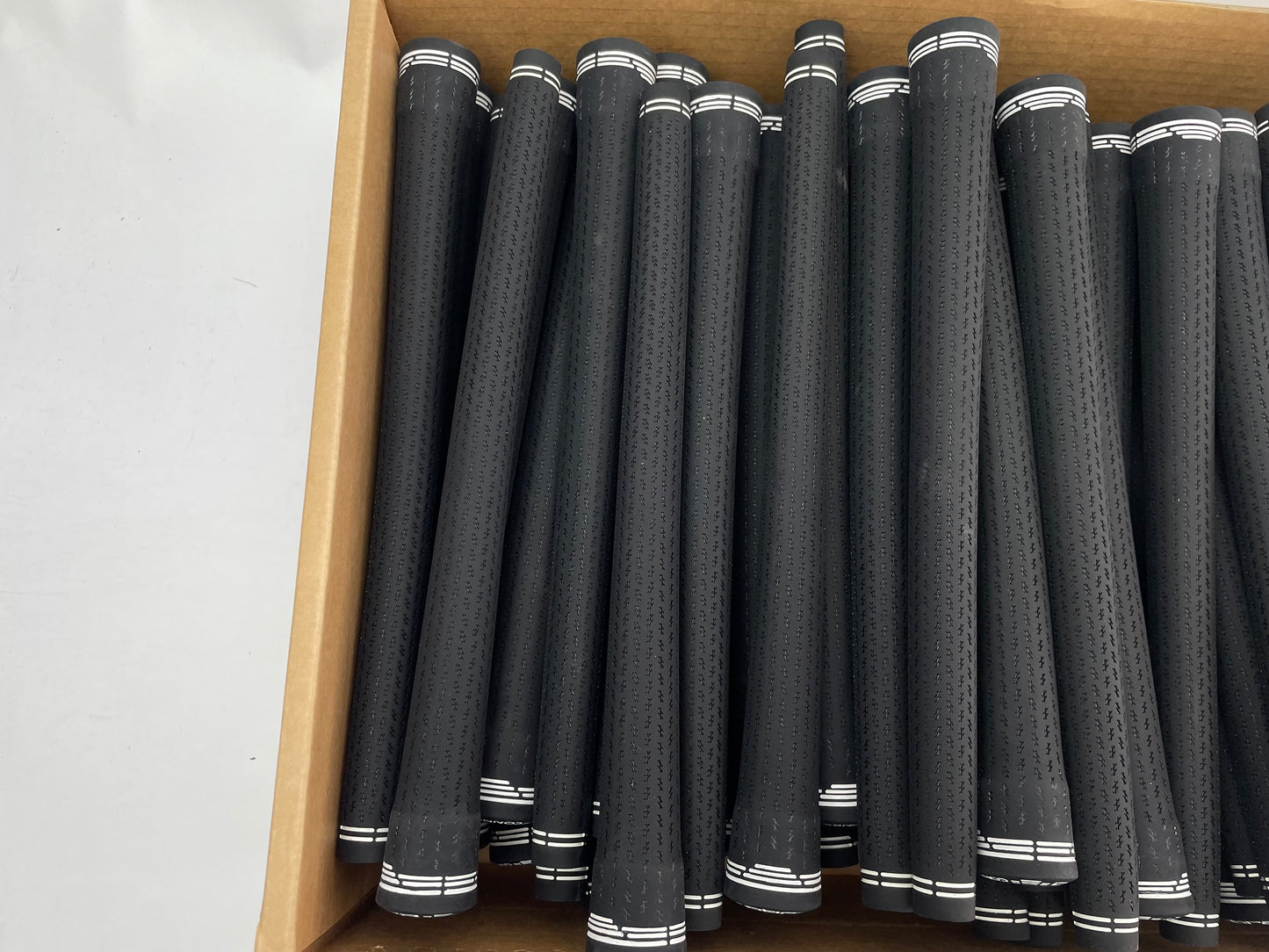 Lamkin Cobra Golf Grips Full Box (150) Black /Arccos Compatible /Brand New/29941