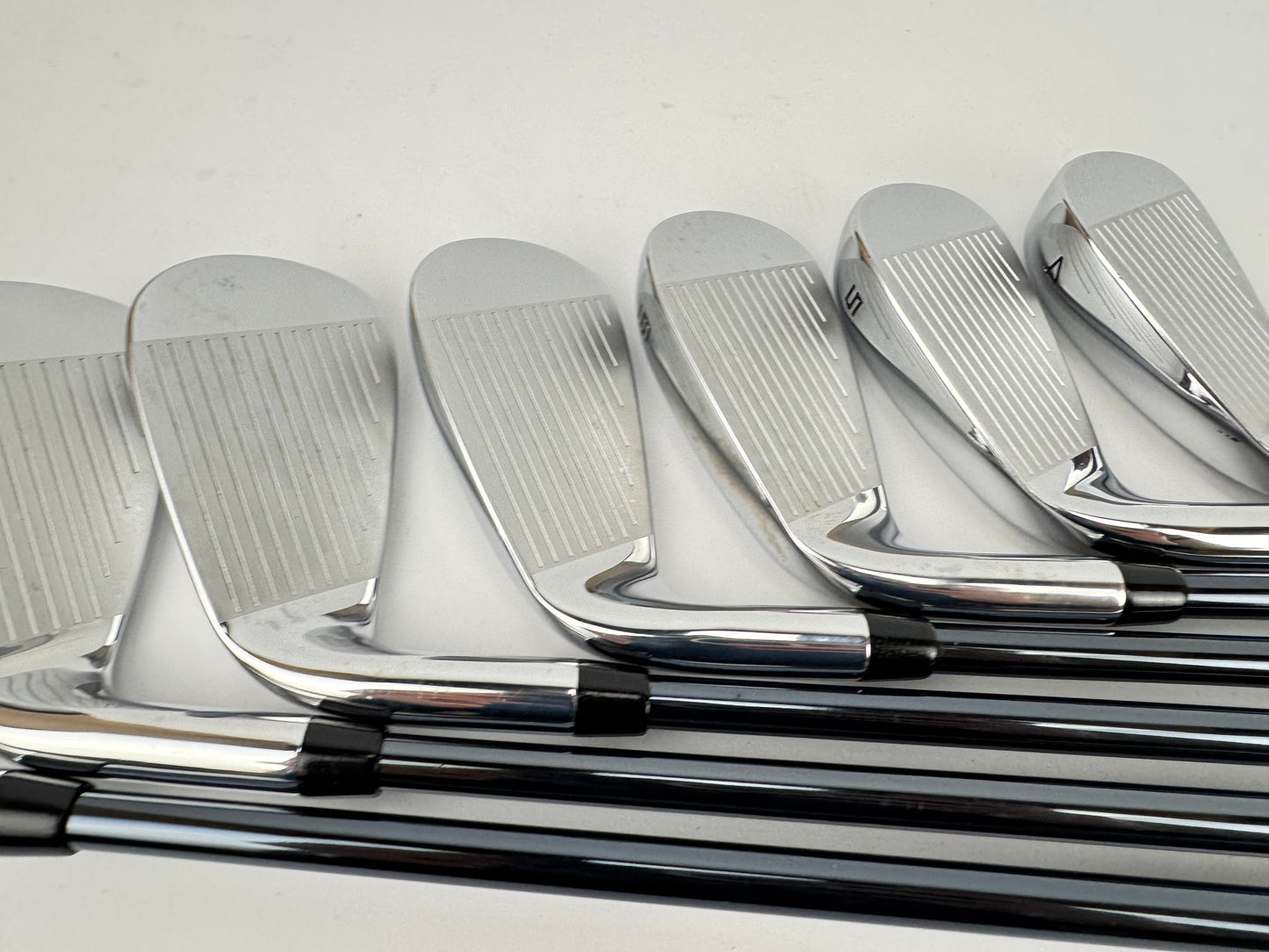 Callaway Elyte HL Irons 4-PW Recoil Dart HDC 80 Regular Graphite /Right /31875