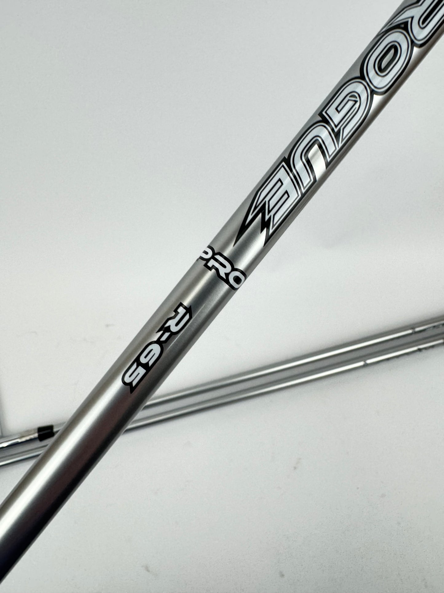 Callaway Elyte HL Irons 6,8+PW Aldila Rogue Regular Graphite /New Shafts /32236