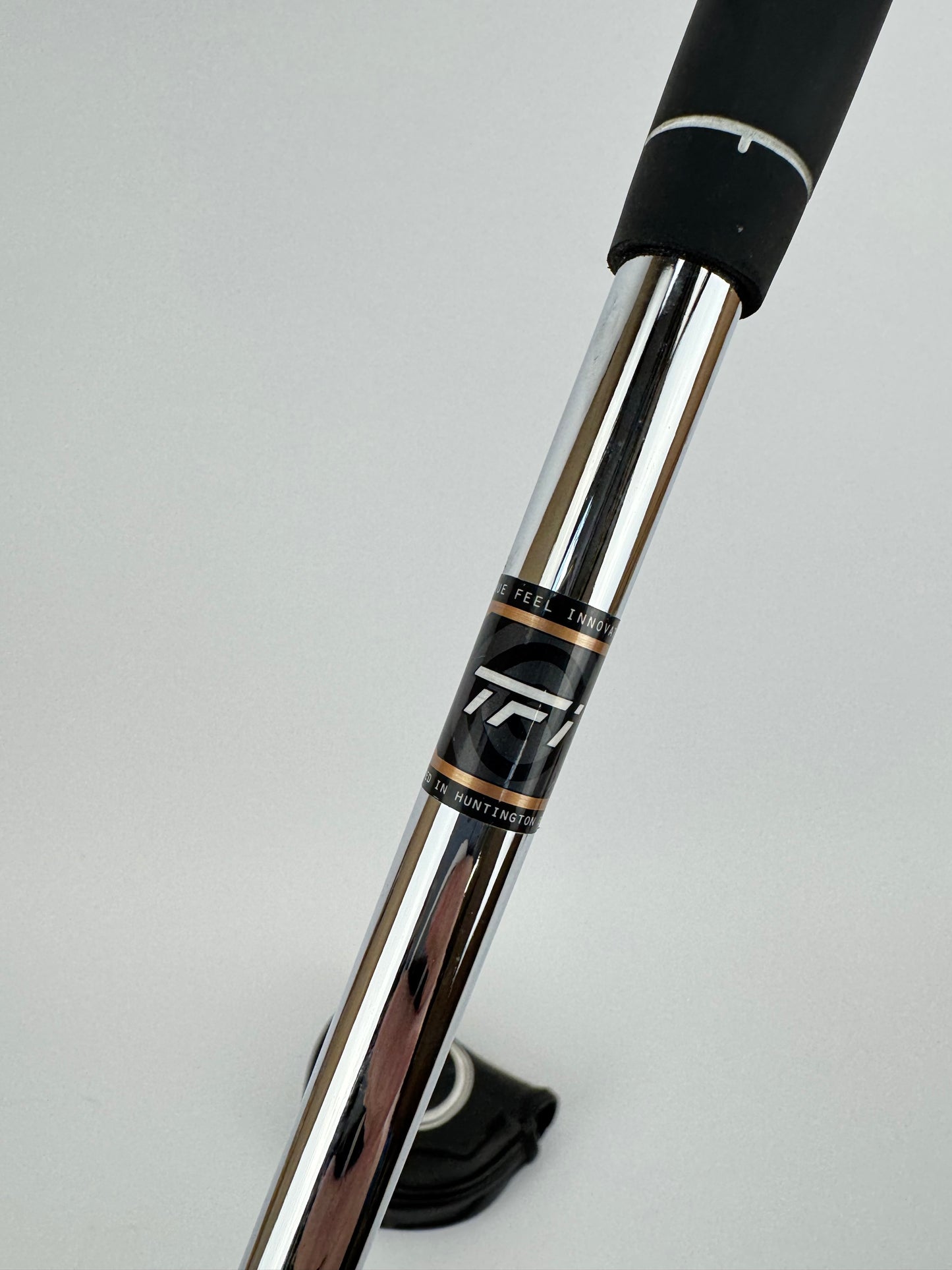 Cleveland Mezzo Putter TFI Centre Shafted 33” /Right Handed /Headcover /32973