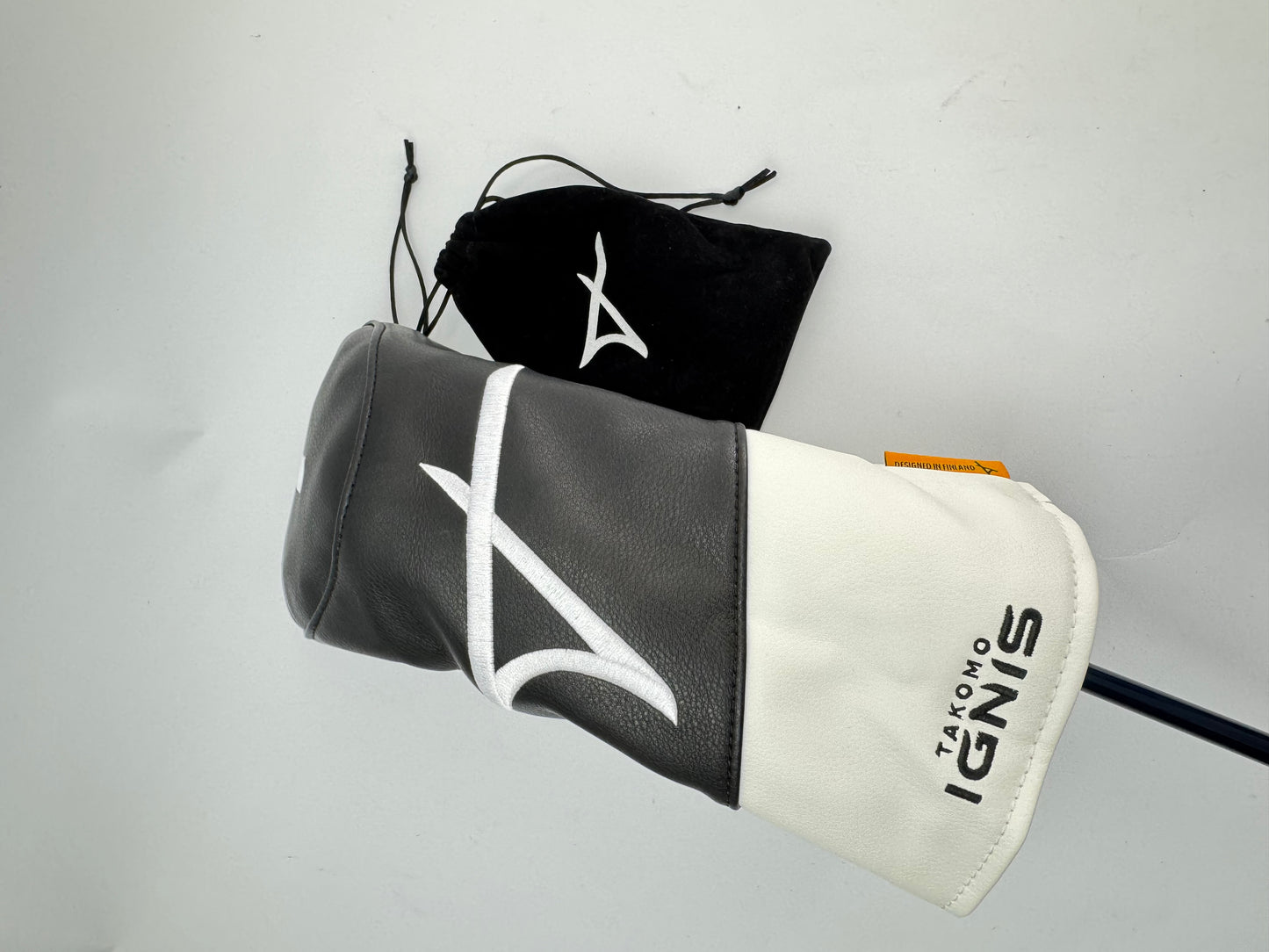 Takomo Ignis D1 Driver 9* Ventus Blue 6-X Extra Stiff Graphite /Headcover /28872