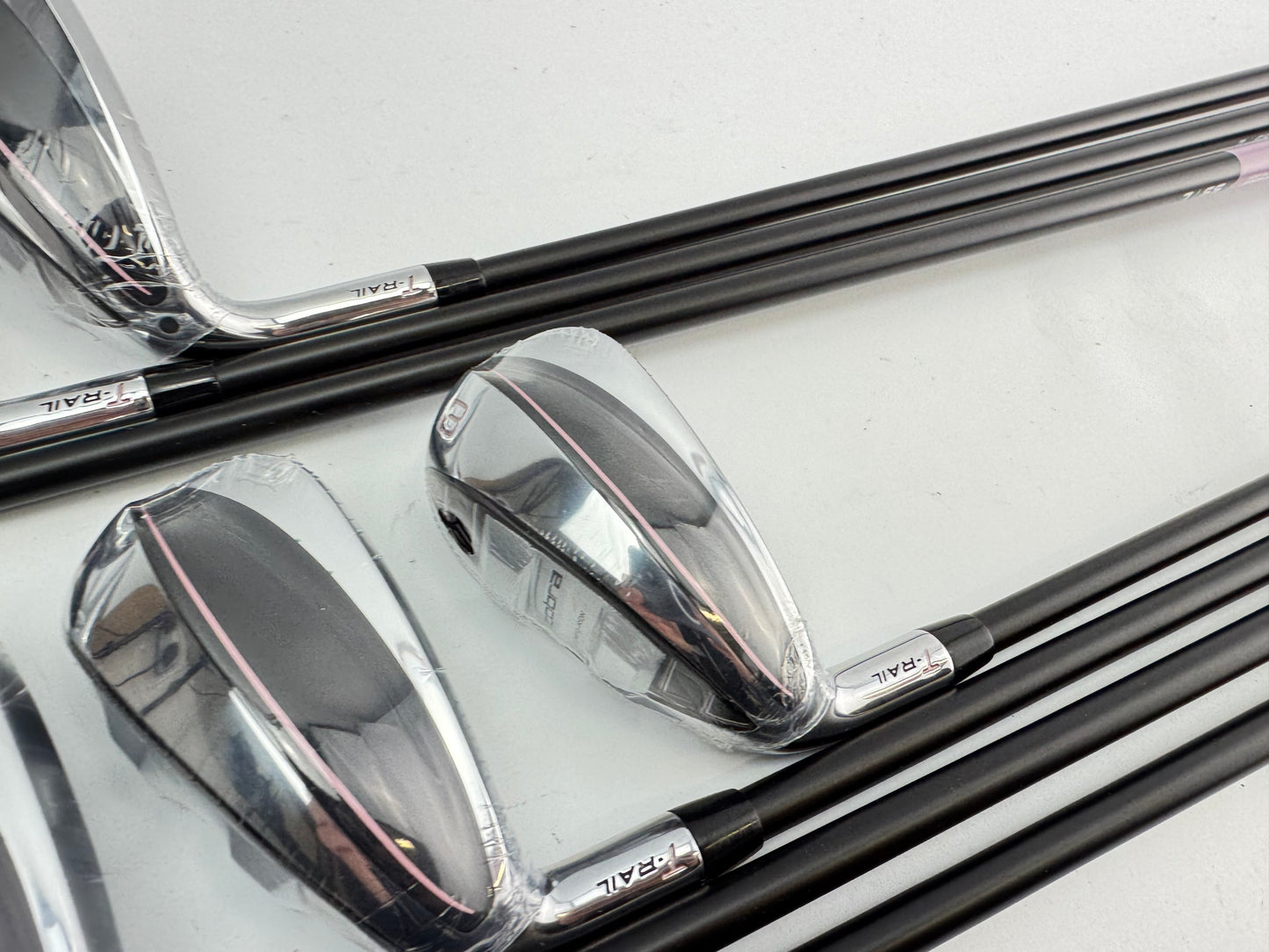 Cobra Ladies T Rail Irons 5-SW Left Handed KBS PGI Ladies Graphite /New /30236