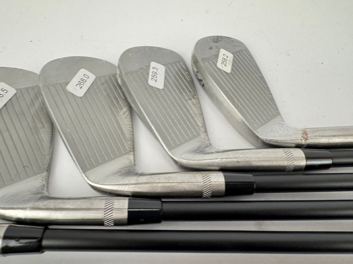 Sub 70 Irons 690 MB 5-PW KBS TGI 80 Stiff Flex Graphite /Right/Jumbo Grips/33843