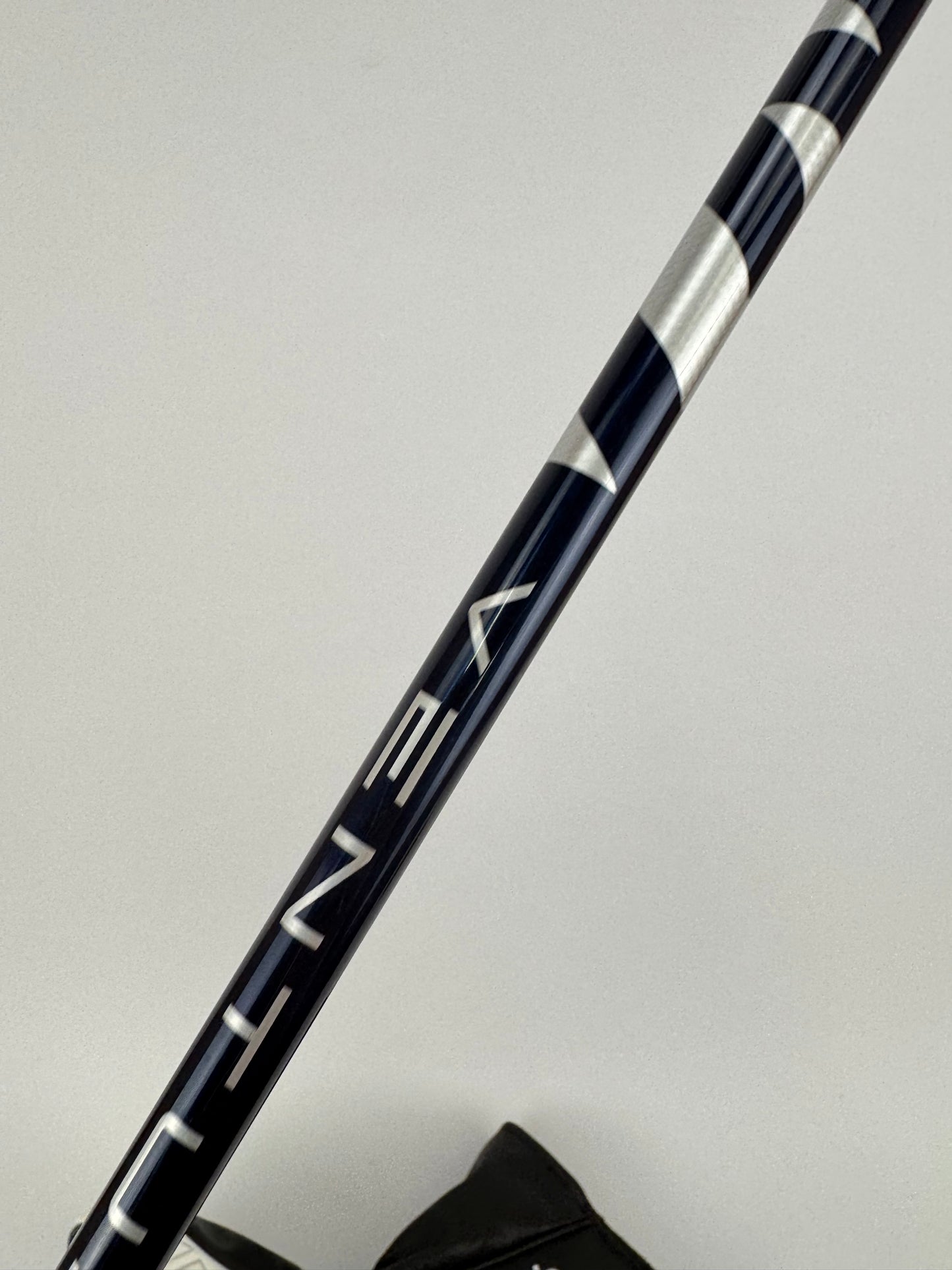 Taylormade Sim2 Max Driver 10.5* Ventus Blue 5-A Senior Graphite/Headcover/32974
