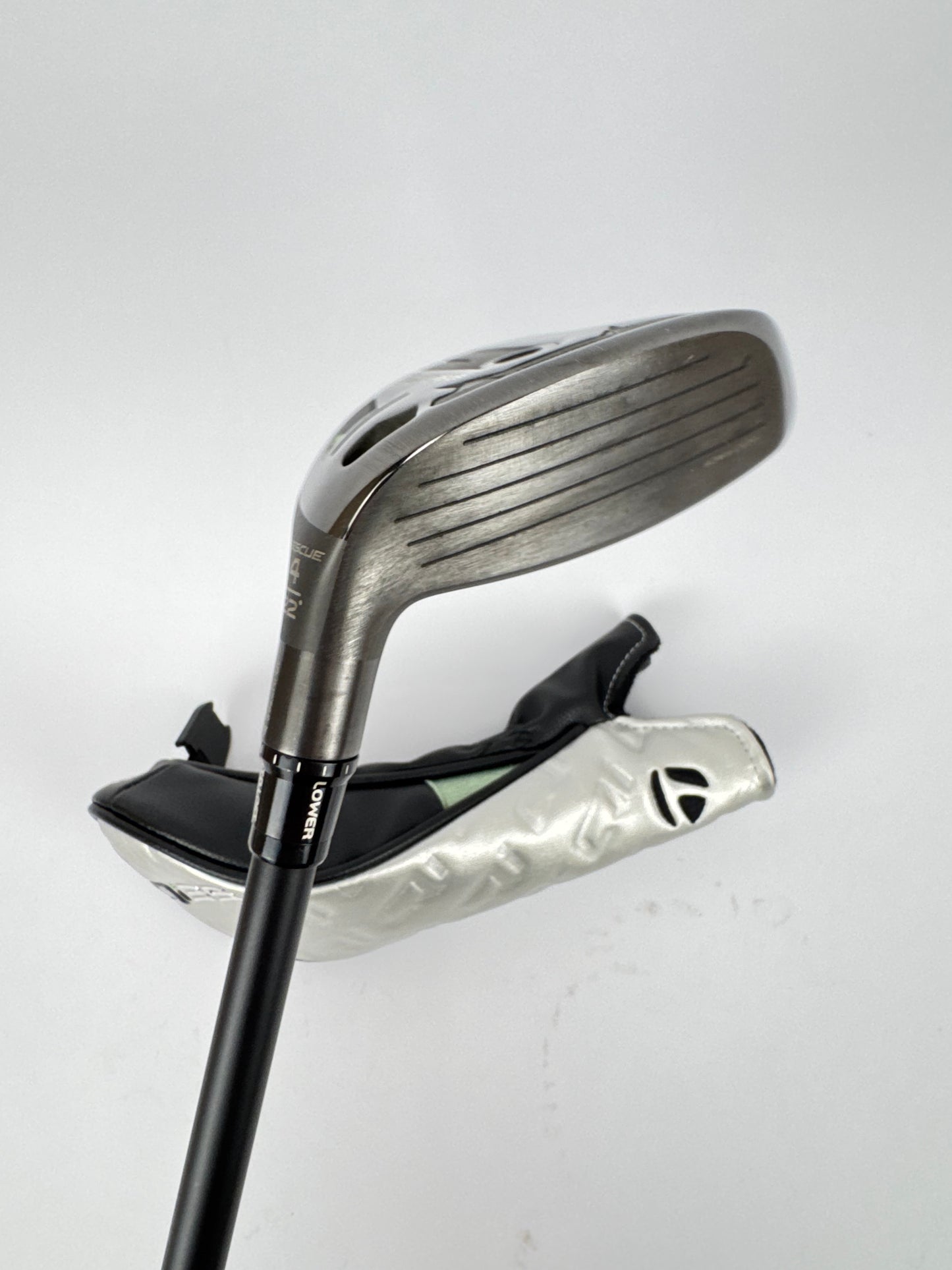 Taylormade Qi35 4 Hybrid 22* Ventus Blue HB 6R Regular Graphite /Headcover/32543