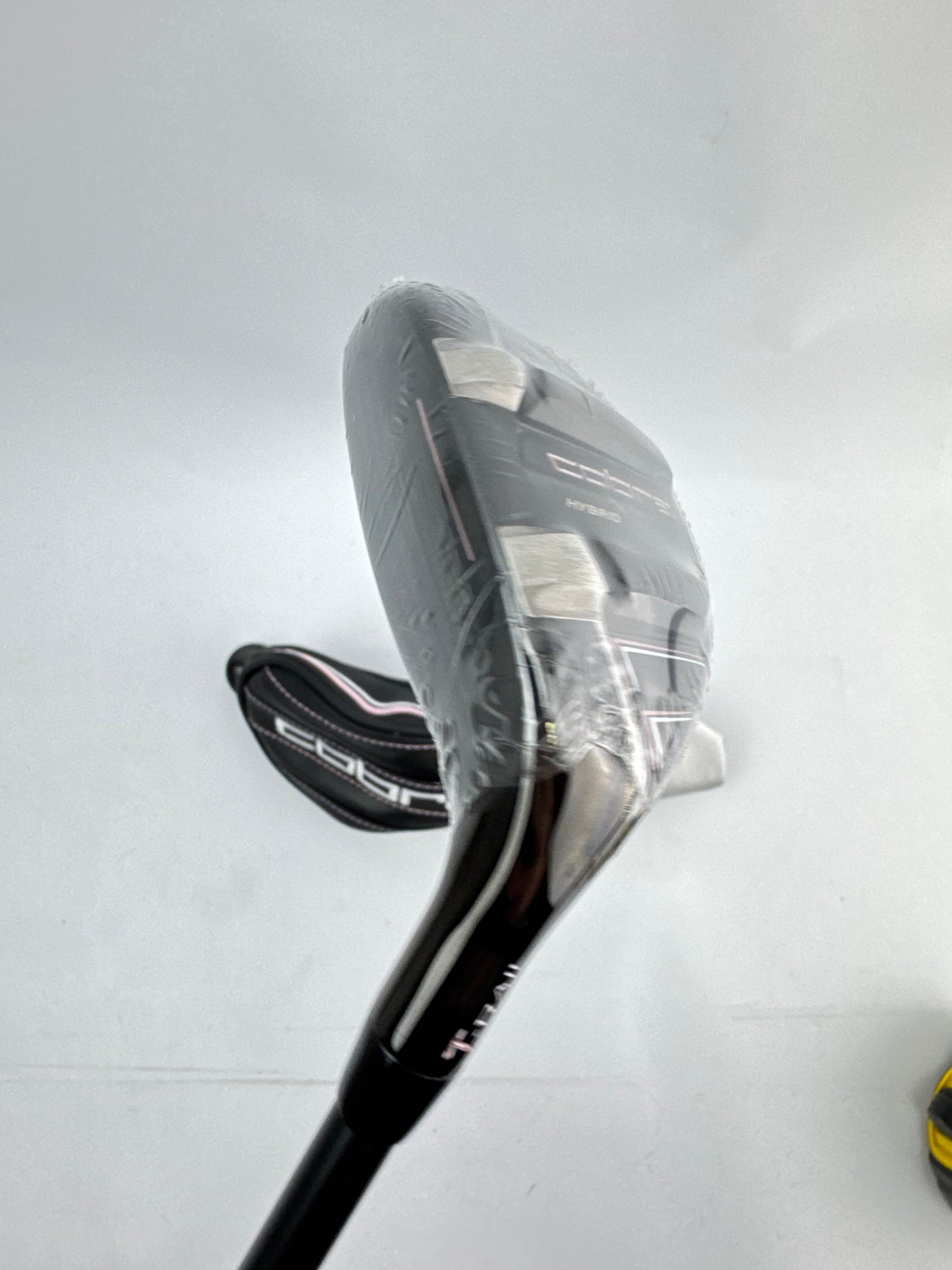 Cobra Ladies T Rail 5 Hybrid 23* KBS PGI Ladies Graphite /Left Handed /30374
