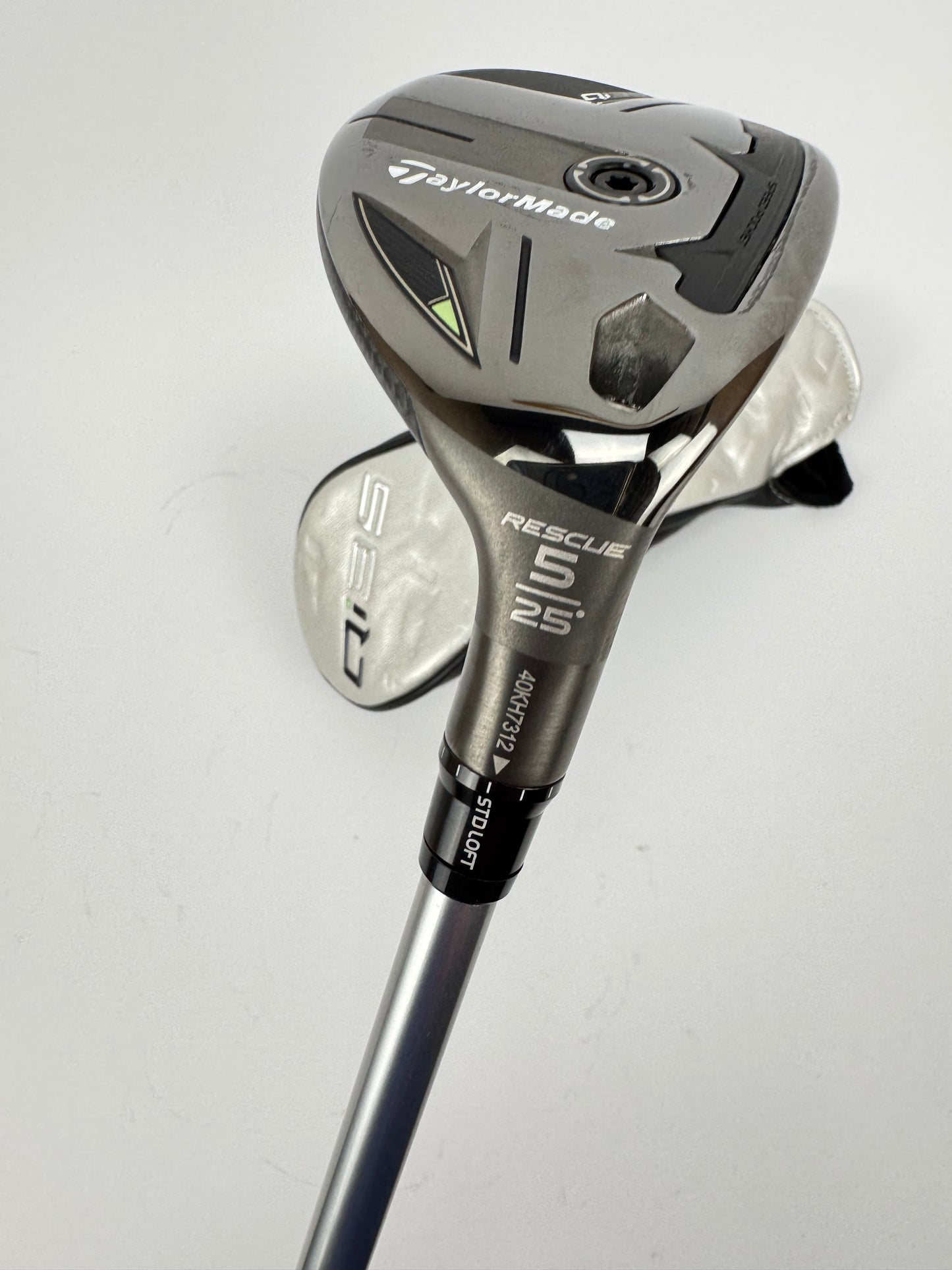 Taylormade Qi35 5 Hybrid 25* Aldila Rogue Regular Graphite /Headcover/33018