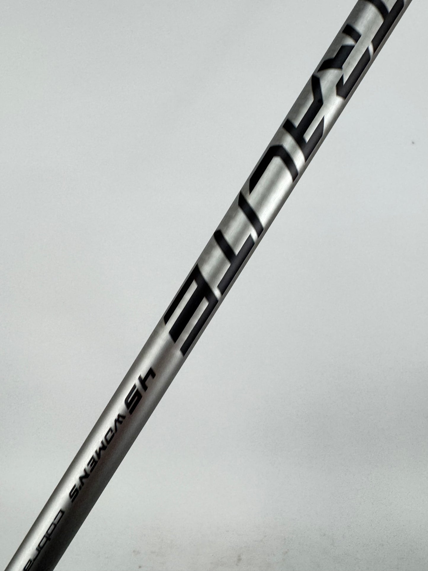 Cobra Ladies 9 Iron Air X 2.0 Ultralite Women’s Graphite /Right /New /32090