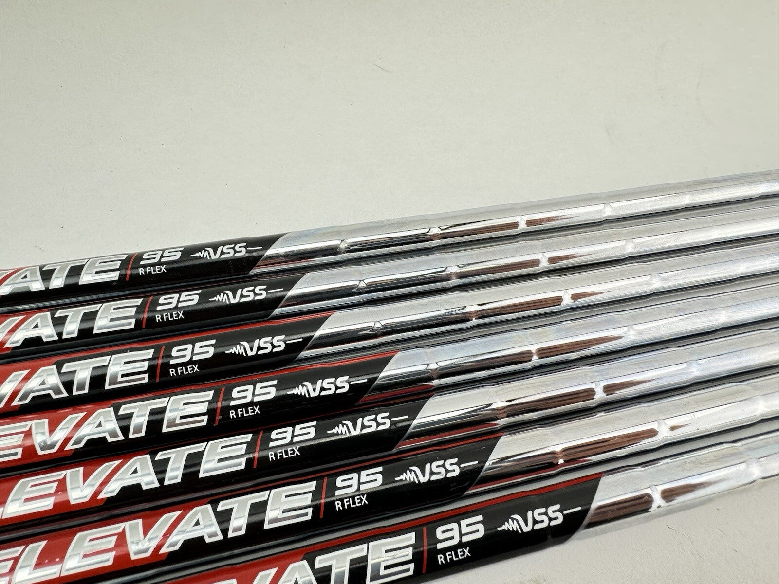 Elevate Iron Shaft Set (7) Vss 95 Regular Flex Steel /0.370 Parallel /209644