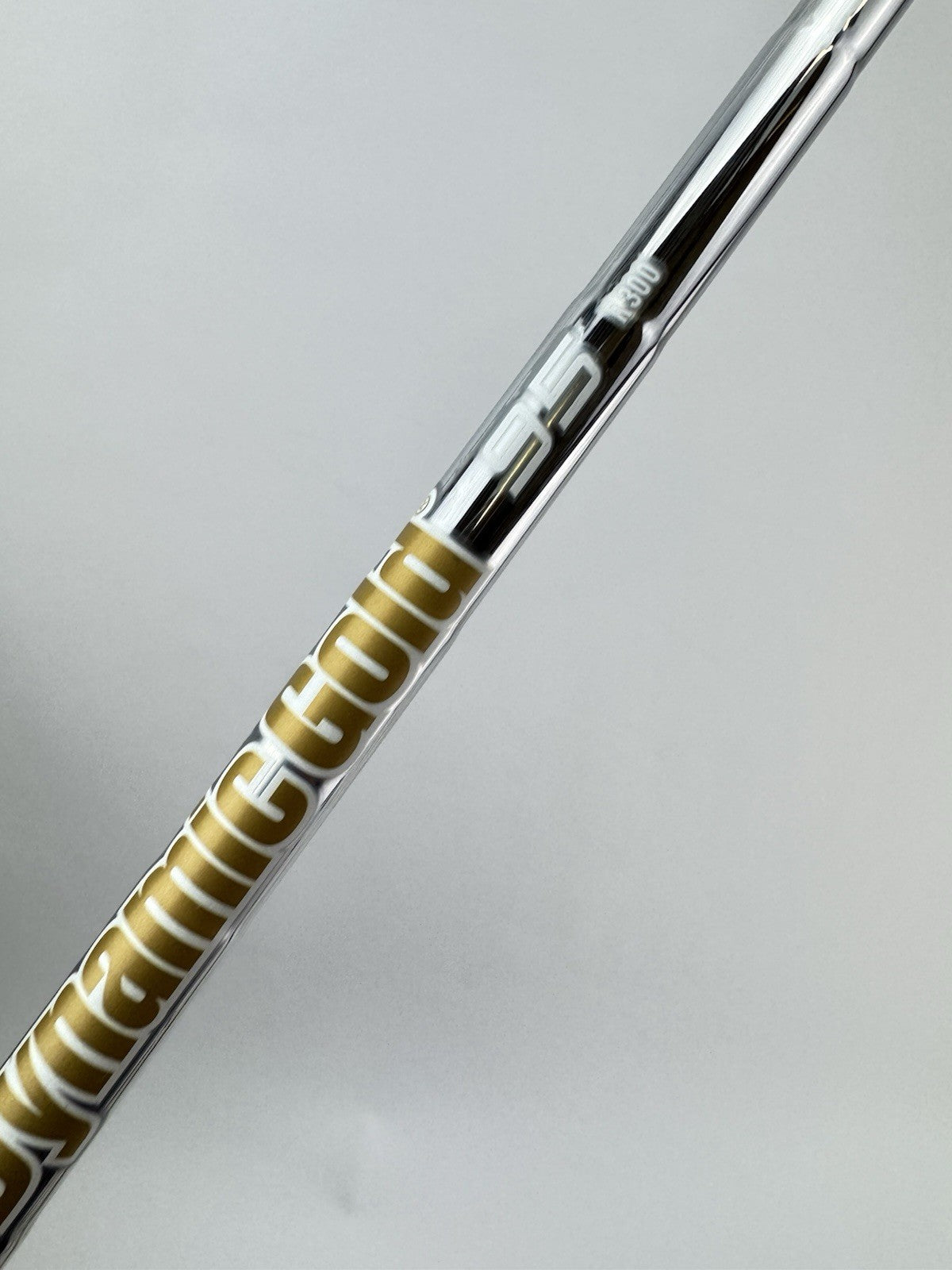 Dynamic Gold 95 Iron Shaft Regular Flex Steel 35.25 /0.355 Tapered /306943