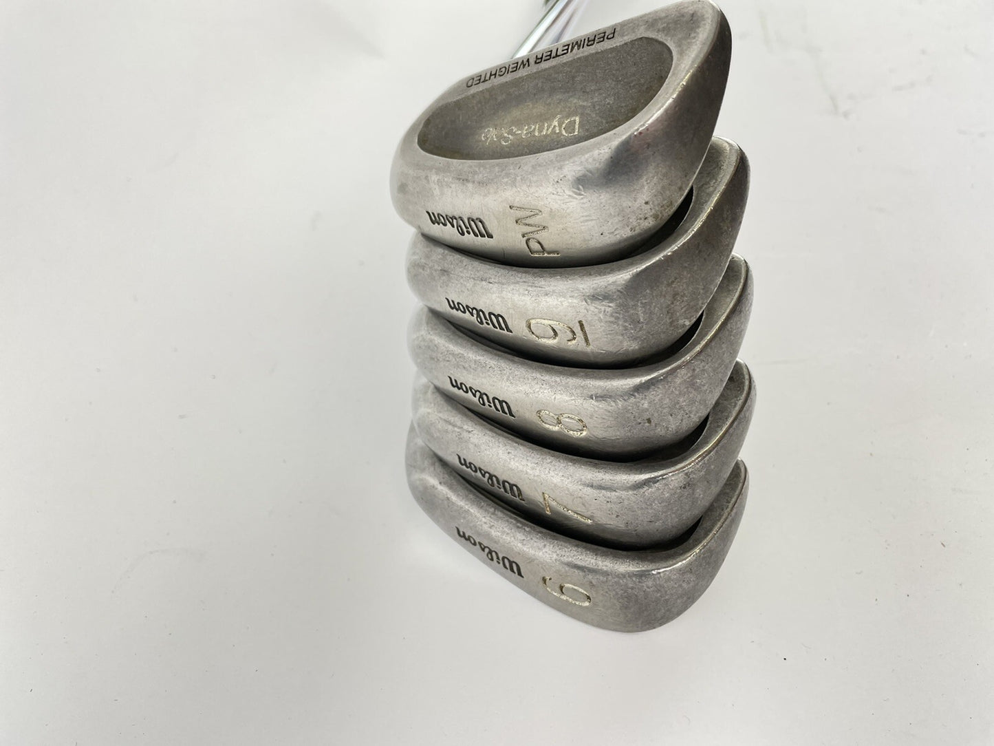 Wilson Irons Mens Dyna-Sole 6-PW Regular Flex Steel /Good Grips /17578