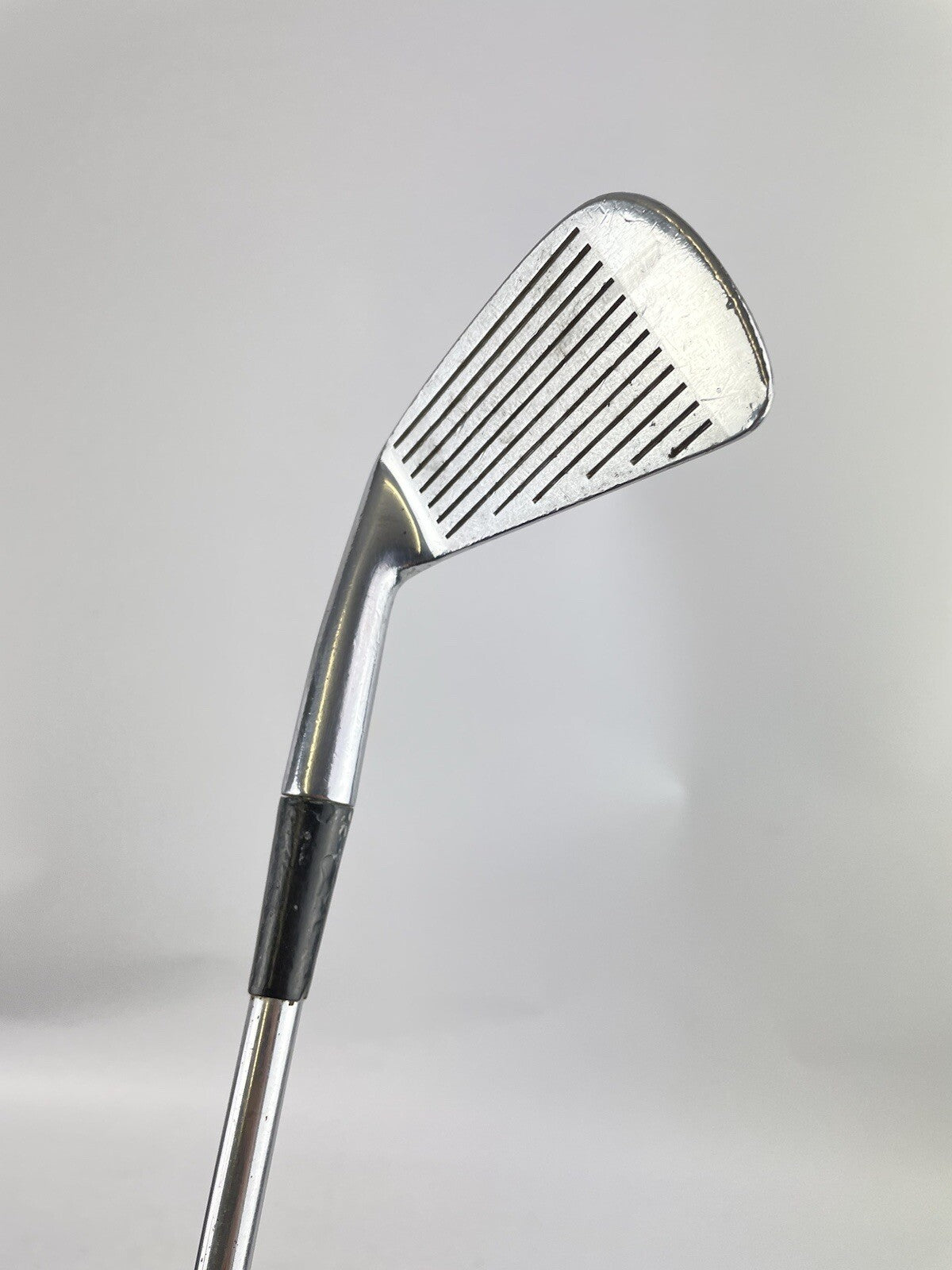 Wilson Blade 5 Iron Regular Flex Steel/ Right Handed/ New Grip/ 33995