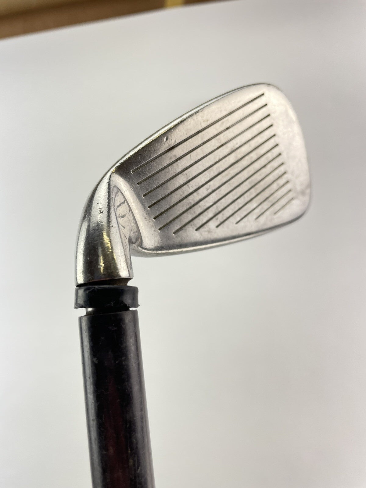 Wilson 3 Iron Deep Red Fatshaft Stiff Flex Graphite /Right /New Grip /2115210